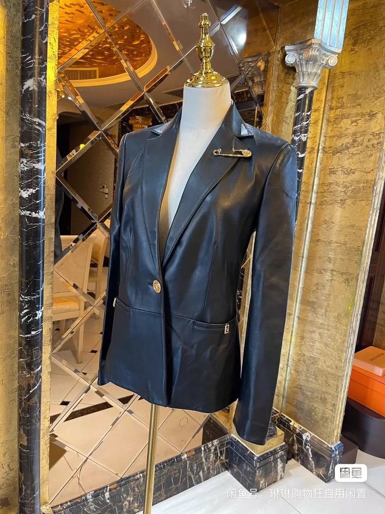 Versace Versace Sheepskin blazer Size M / US 6-8 / IT 42-44 - 9 Thumbnail
