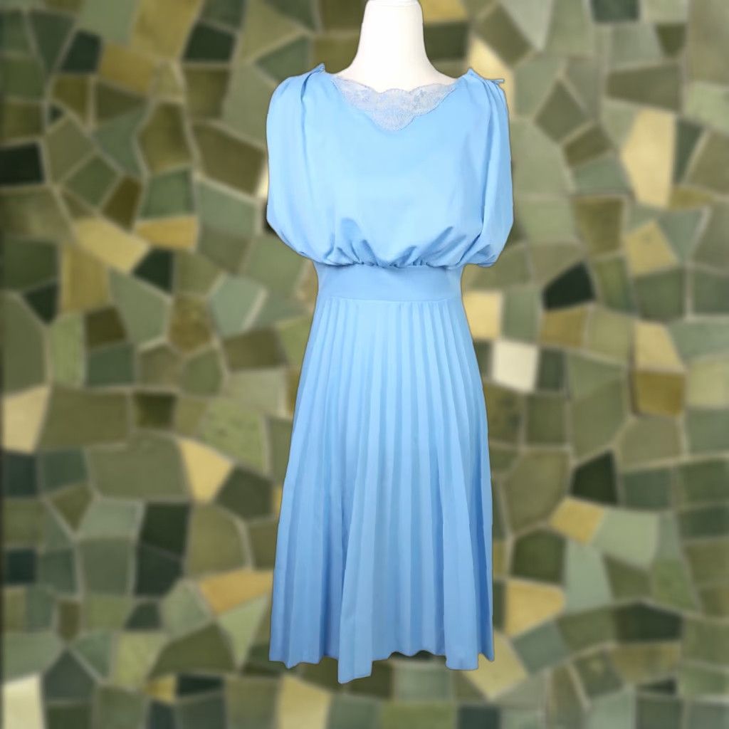 Vintage VINTAGE 70s Blue Blouson Pleat Midi Party Dress Sleeveless Zip Back Size 10 Women Size 32" / US 10 / IT 46 - 1 Thumbnail