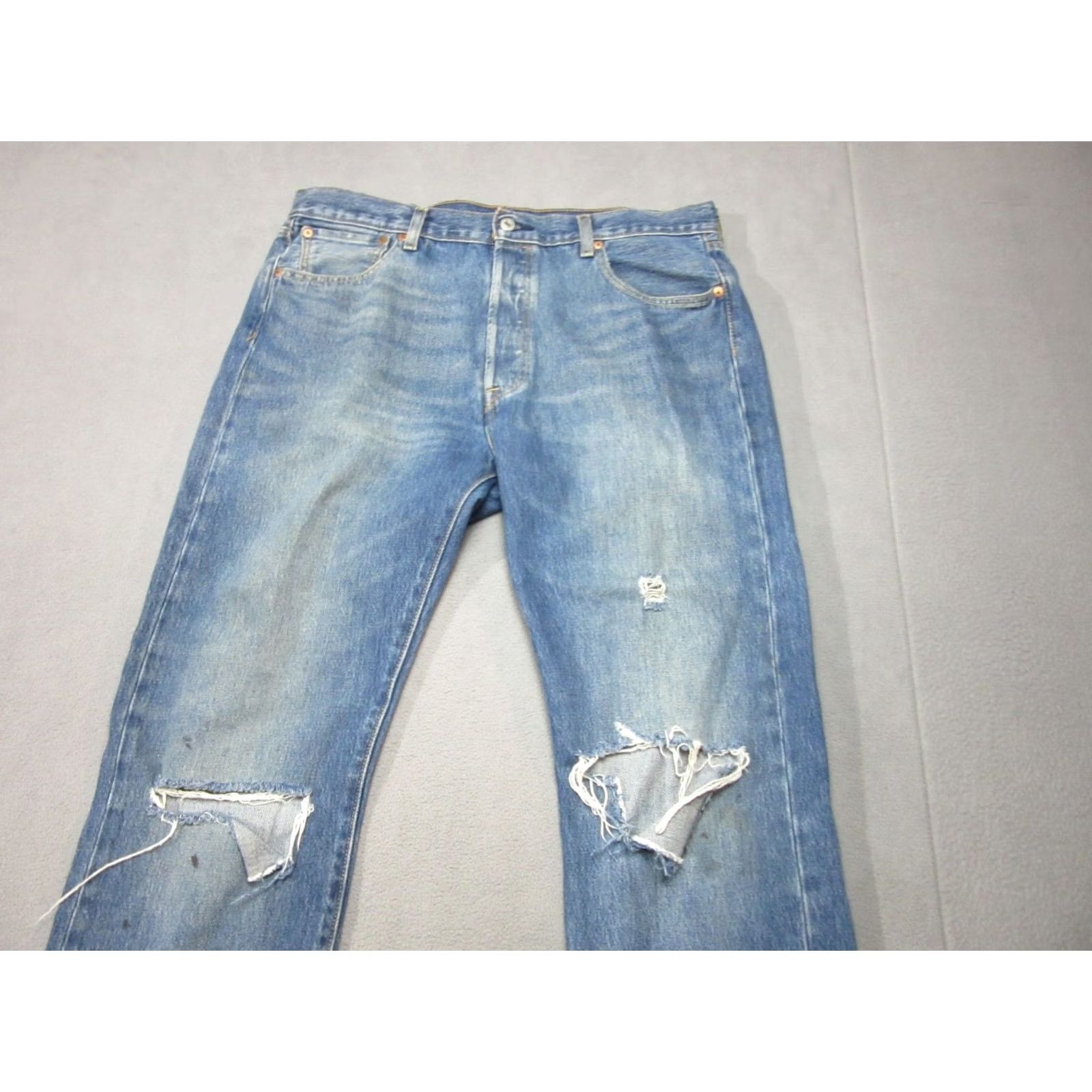 Levi's Item Specifications: Size: M Size US 36 / EU 52 - 3 Thumbnail