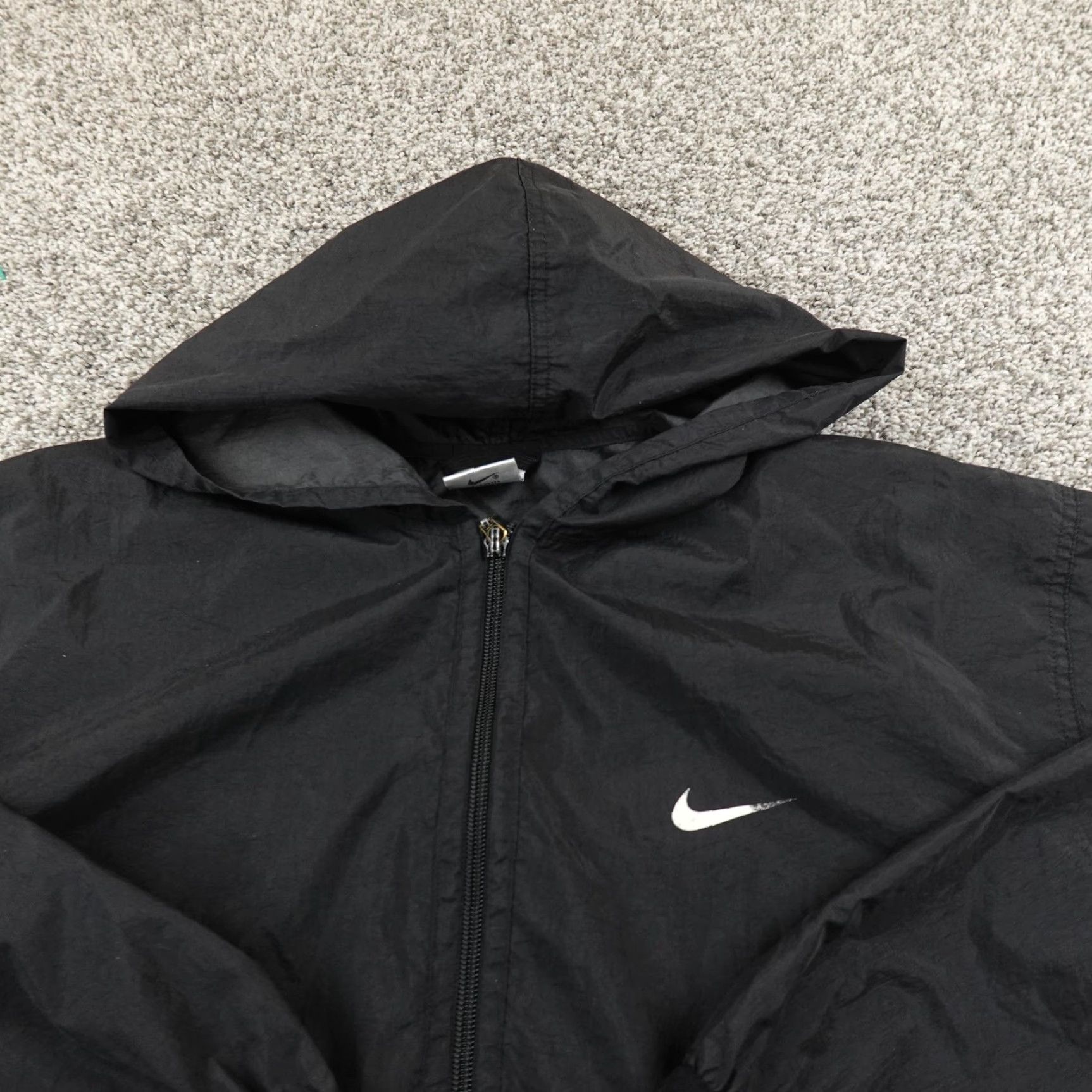 Nike VINTAGE Nike Jacket Womens L Black Hooded Windbreaker Full Zip Coat Logo 90s Y2K Mens Womens Girls Boys Size L / US 10 / IT 46 - 3 Thumbnail
