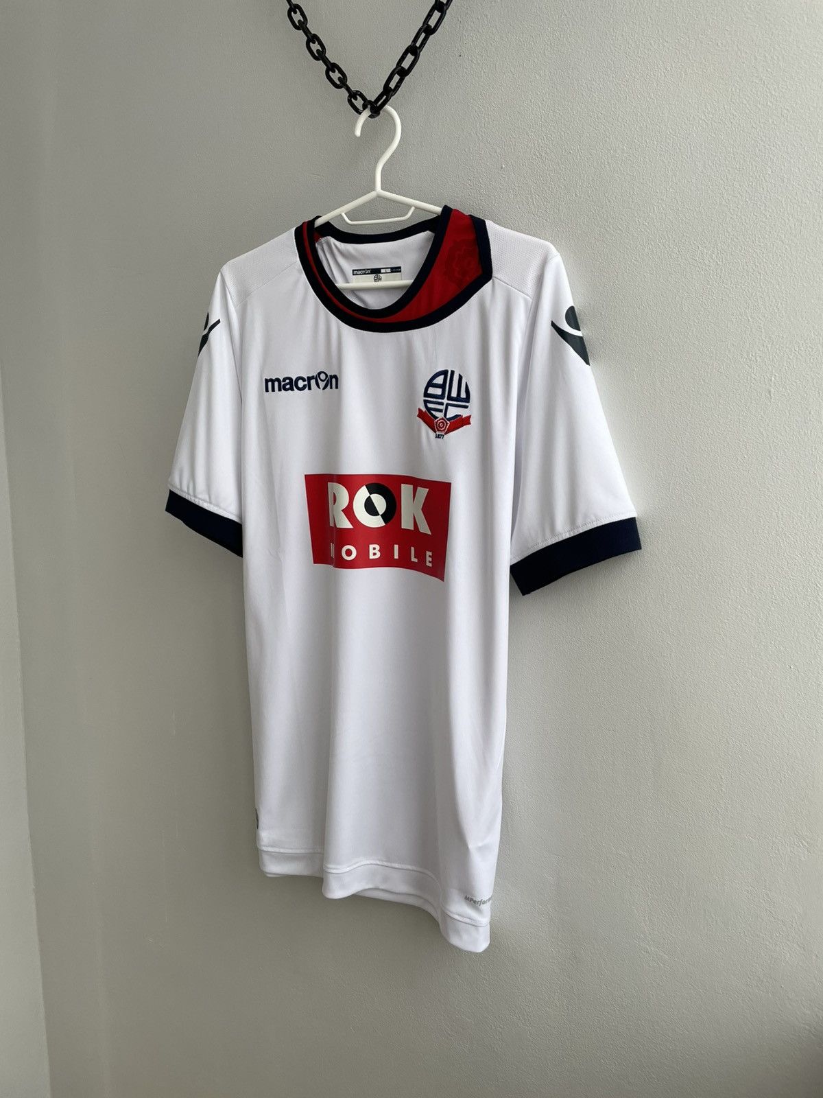 Macron Bolton 2015 2016 Home Football Shirt Soccer Jersey Macron Size US L / EU 52-54 / 3 - 2 Thumbnail