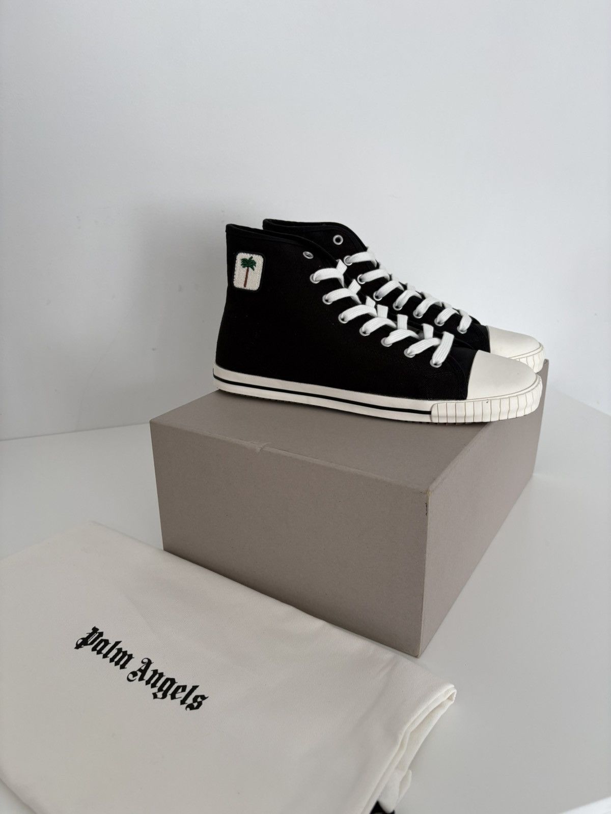 Palm Angels Palm Angels Vulcanized High Logo Size US 7 / EU 40 - 1 Thumbnail