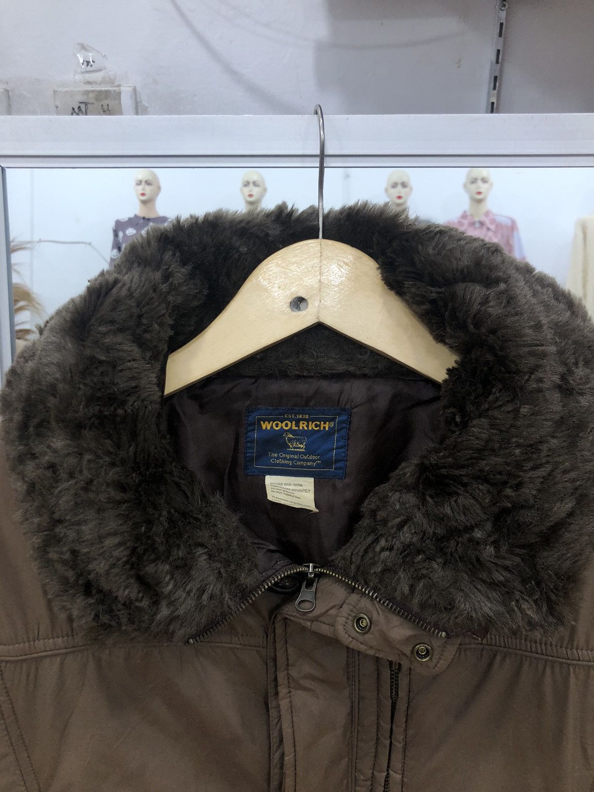 Le Grande Bleu (L.G.B.) Woolrich Fur Jacket Size US M / EU 48-50 / 2 - 2 Thumbnail