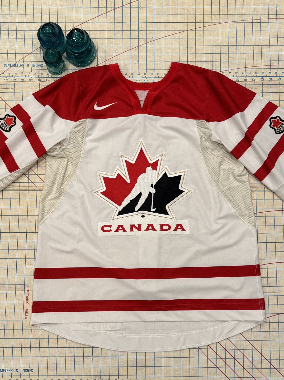 Nike Nike Hockey Canada IIHF Jersey With Fight Strap Size 56 Mens Size US XL / EU 56 / 4 - 4 Thumbnail