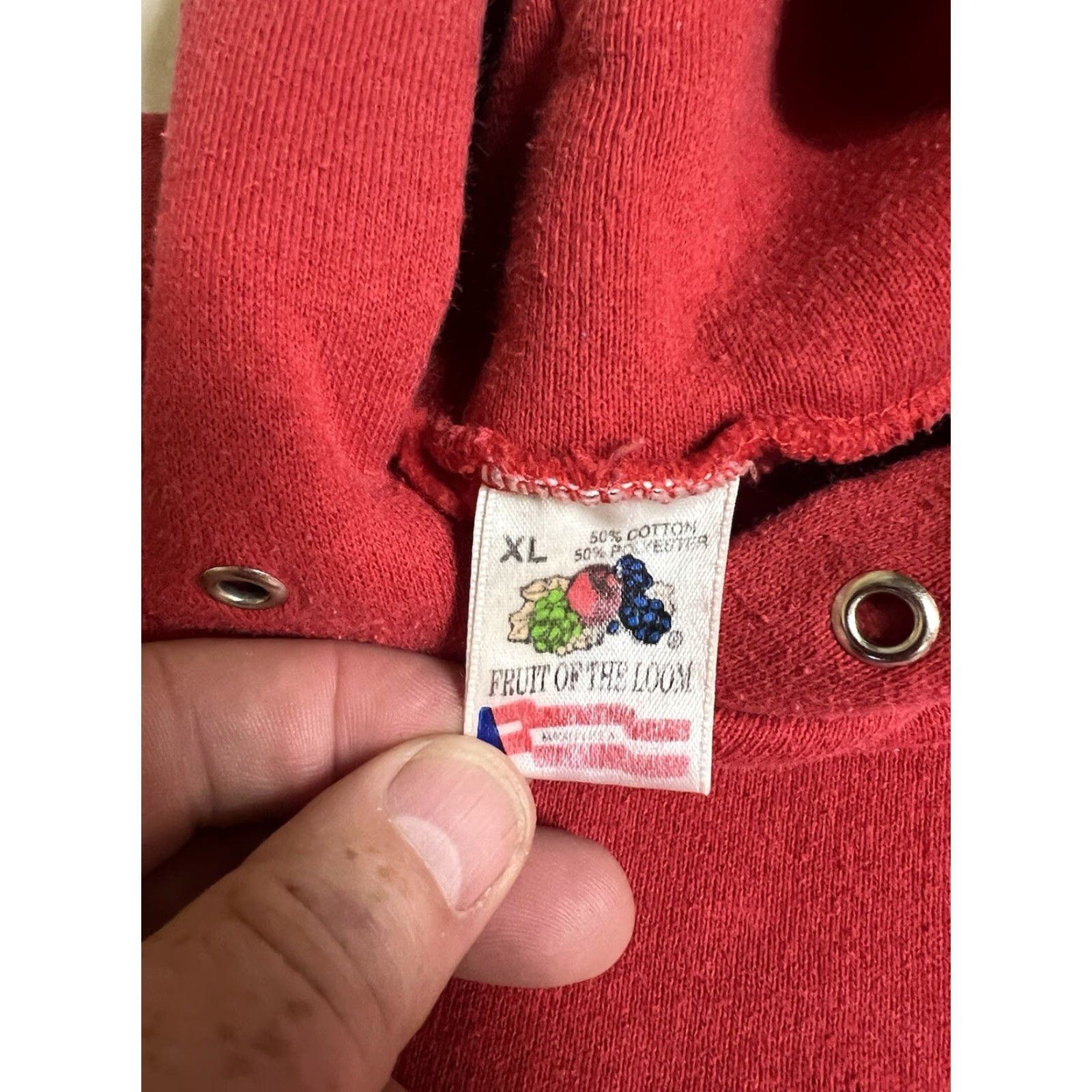 Fruit Of The Loom VINTAGE Fruit of the Loom Hoodie XL Red Pullover Y2K Sweatshirt USA Made Size US XL / EU 56 / 4 - 5 Thumbnail