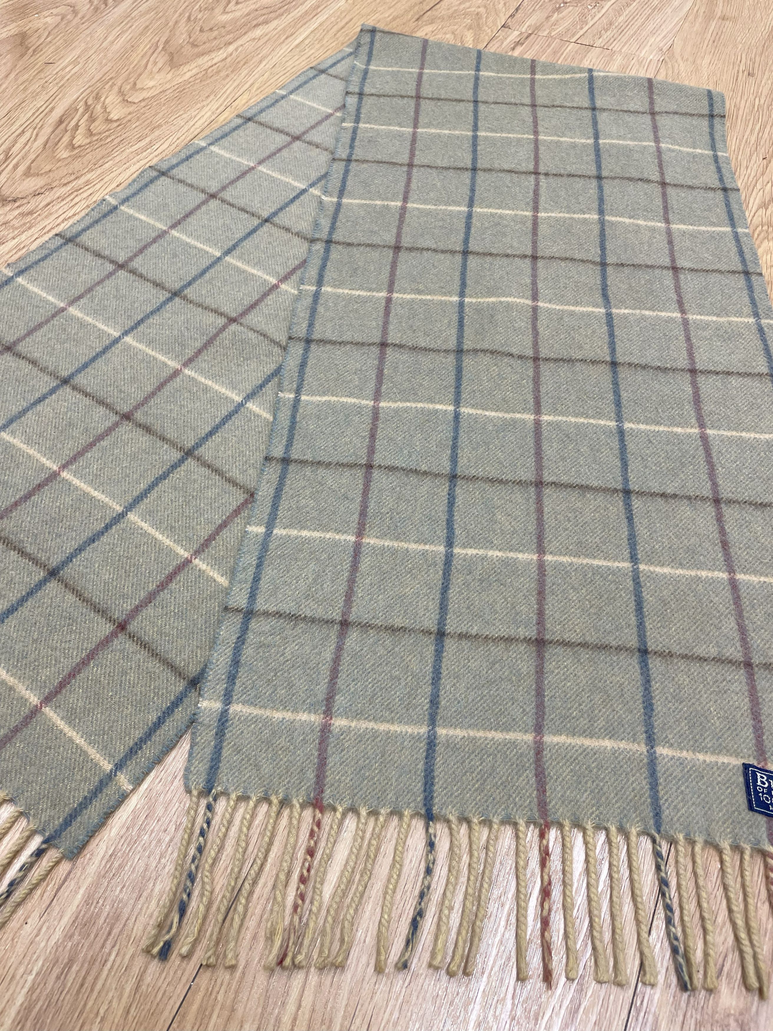 Burberry Burberrys Scarf / Muffler - 6150 Size ONE SIZE - 4 Thumbnail
