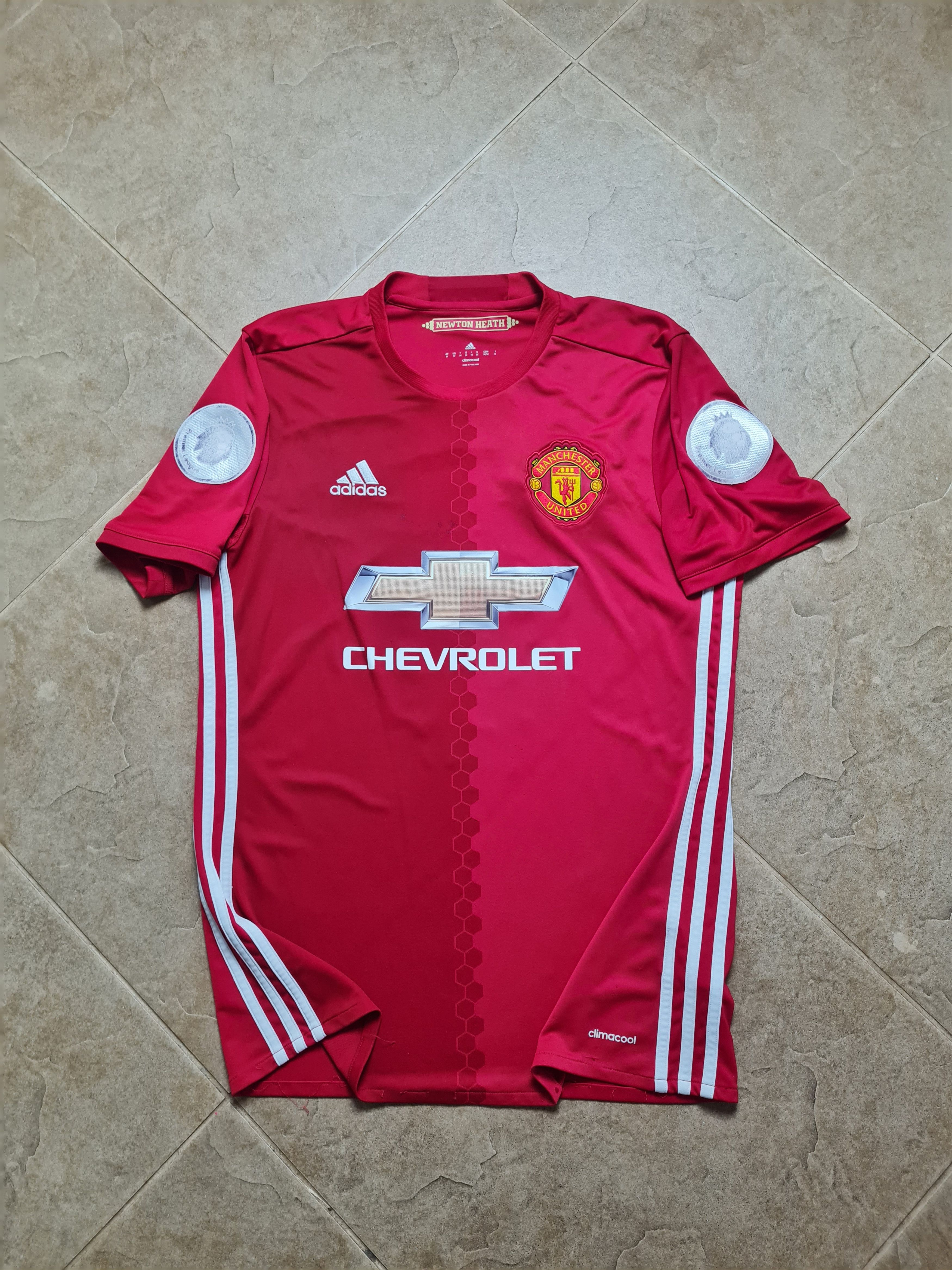 Adidas Manchester United Soccer Shirt 2016/17Adidas #9 Ibrahimovic Size US M / EU 48-50 / 2 - 2 Thumbnail
