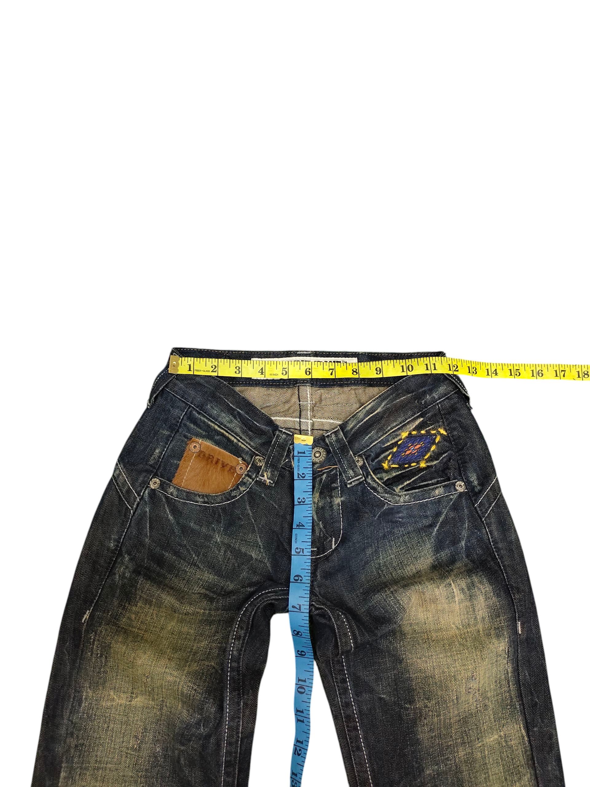 Tornado Mart Flare Jeans Drive Jeans Navajo Embroidered Bootcut Low Rise Size 26" / US 2 / IT 38 - 16 Thumbnail