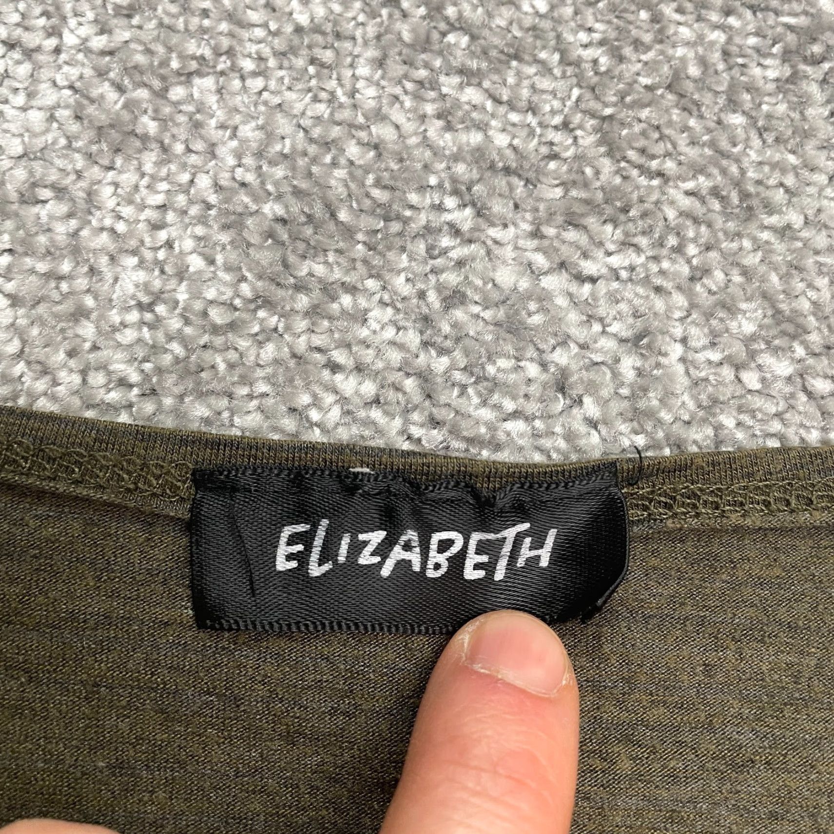 Vintage Elizabeth Blouse Shirt Womens Large Army Green Short Sleeve Round Neck Tie Front Casual Knit Rayon Regular Size L Clothing Size L / US 10 / IT 46 - 4 Thumbnail