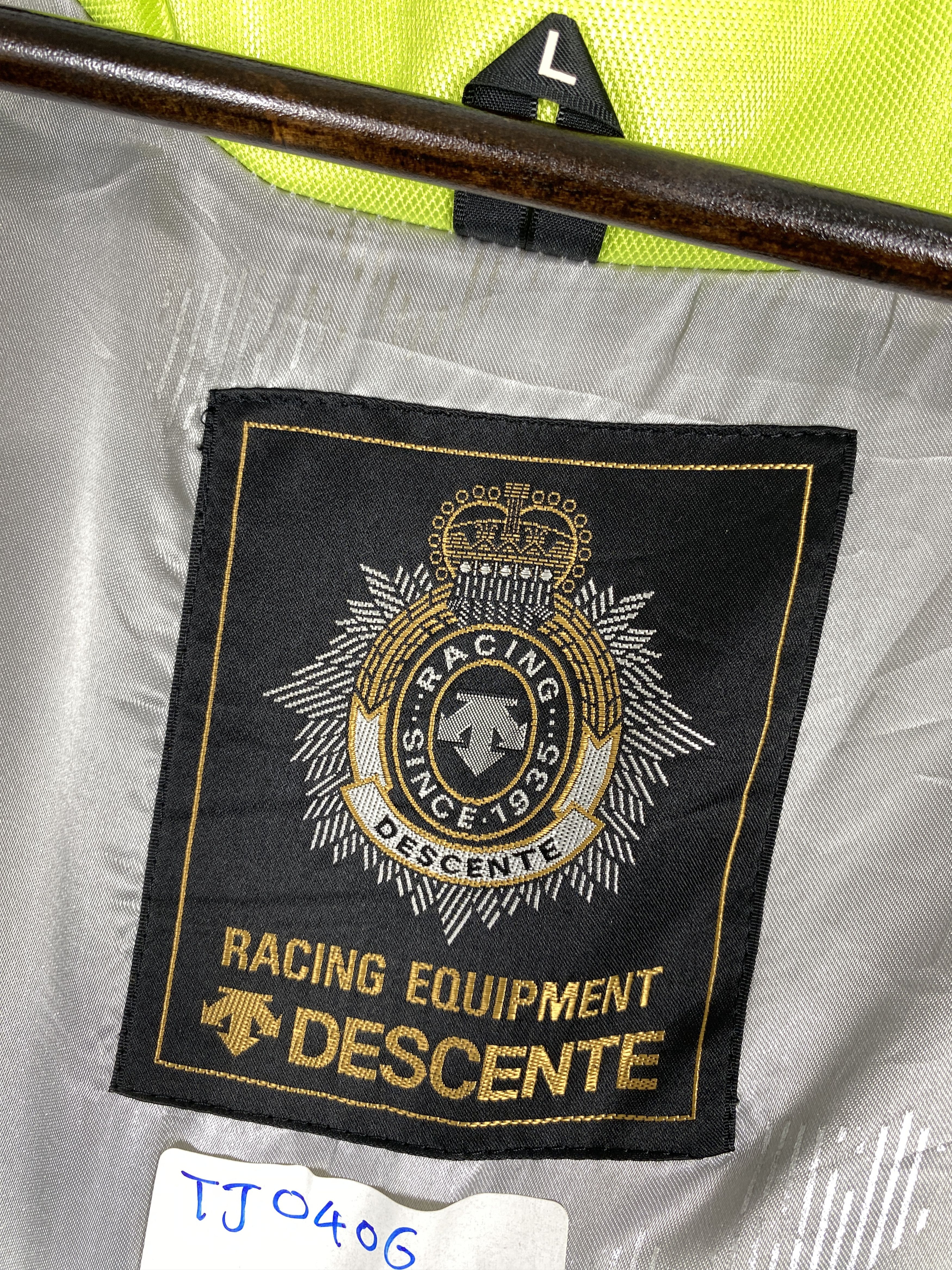 Descente Vintage Descente Multi Pocket Ski Vests Size US L / EU 52-54 / 3 - 13 Thumbnail