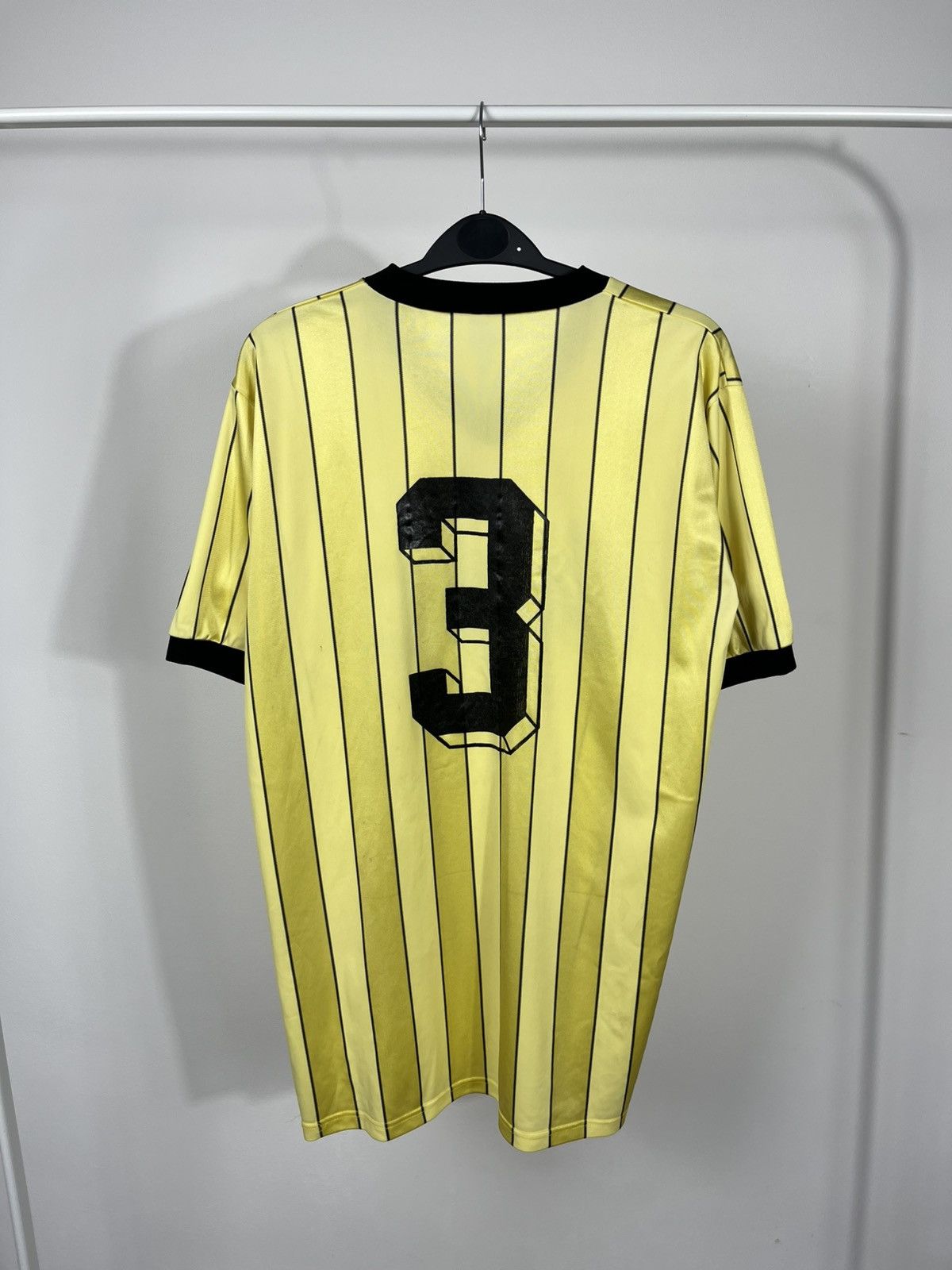 Puma Vintage Puma Agip Striped Jersey Number 3 Yellow Black Size US S / EU 44-46 / 1 - 10 Thumbnail