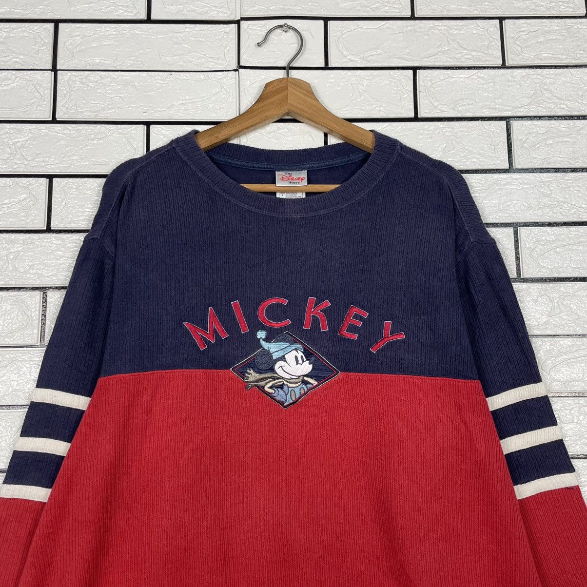 Disney Vintage The Disney Store Mickey Ski Lodge Sweatshirt Size US S / EU 44-46 / 1 - 2 Thumbnail