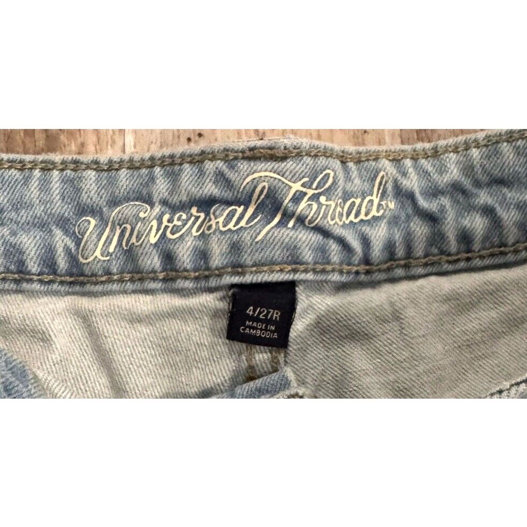 Vintage Universal Thread Women's Light Wash Denim Shorts Size 4/27 Size 27" / US 4 / IT 40 - 3 Thumbnail