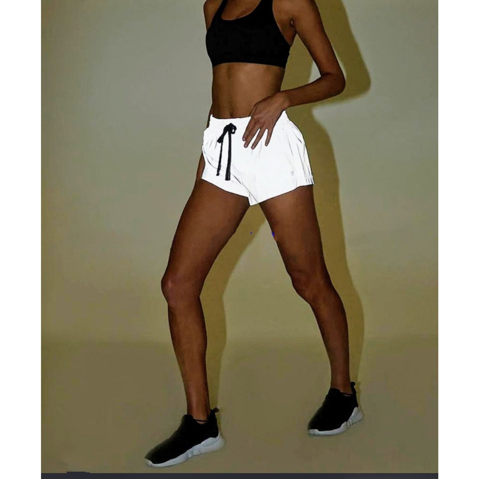Forever 21 Forever 21 Reflective Shorts Silver Run Night Zip M 6-8 Size 28" / US 6 / IT 42 - 2 Thumbnail