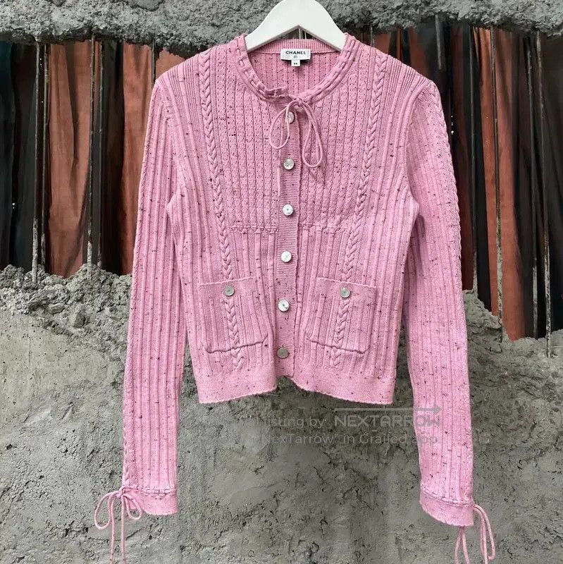 Chanel Chanel Pink Long Sleeve Pullover Sweater . Size XXS / US 00 / IT 34 - 1 Thumbnail