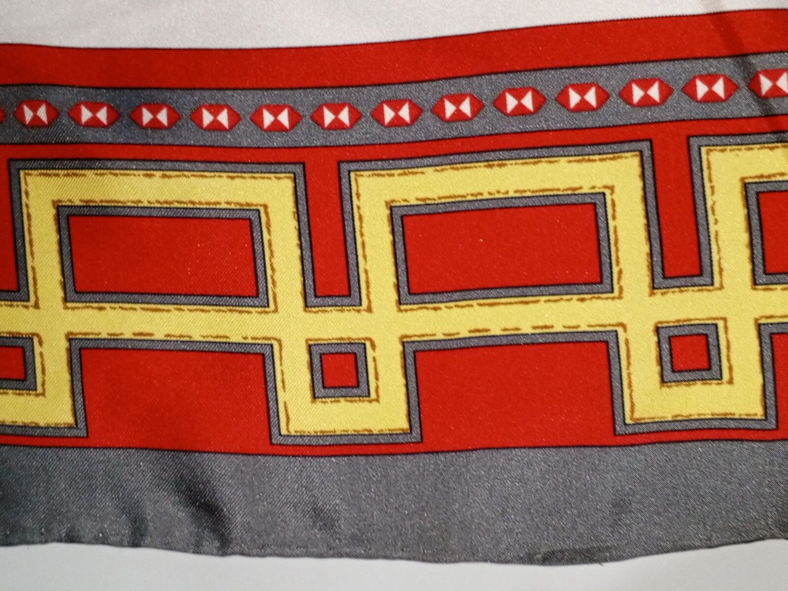 Other BRITISH MUSEUM Coin Image Red Gold Extra Large Silk Scarf Size ONE SIZE - 8 Thumbnail