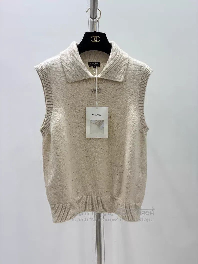 Chanel Chanel Bow doll collar cashmere vest Size XS / US 0-2 / IT 36-38 - 1 Thumbnail