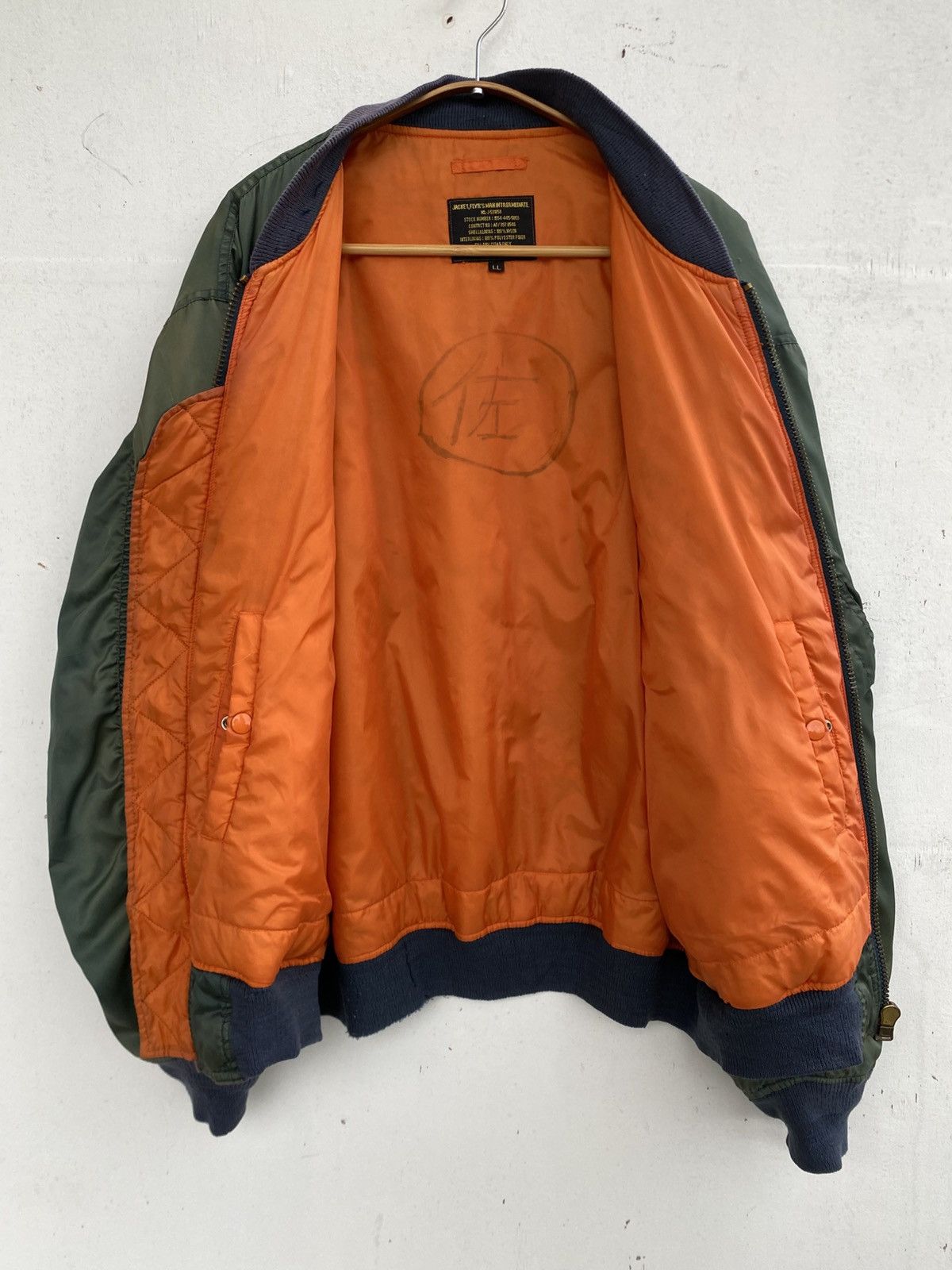 Vintage Vintage Military Bomber Jacket (Sun Faded) Size US XL / EU 56 / 4 - 3 Thumbnail