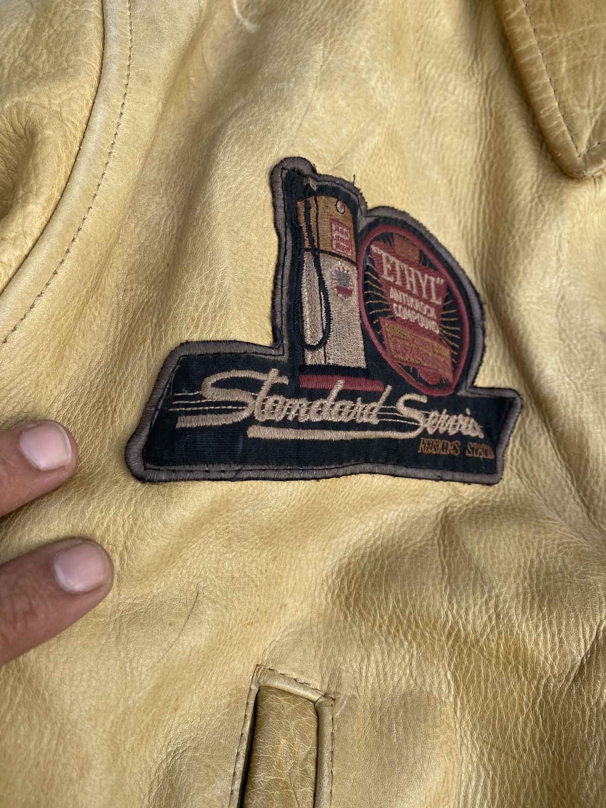 Avirex Vintage Redskins Leather Jacket Size US XXL / EU 58 / 5 - 21 Thumbnail