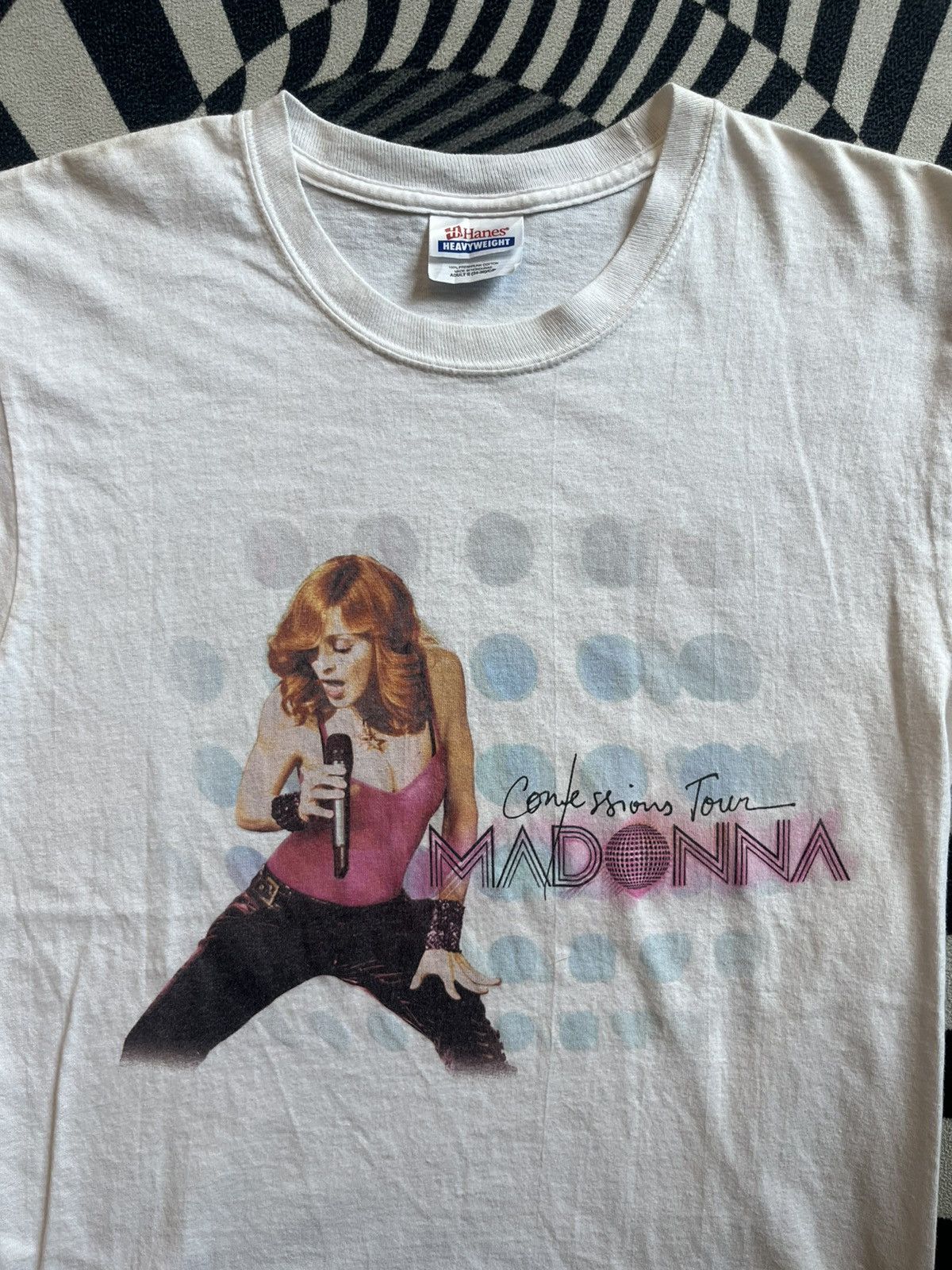 Band Tees Vintage MADONNA Confessions Tour 2006‘s Tshirt Size US S / EU 44-46 / 1 - 5 Thumbnail
