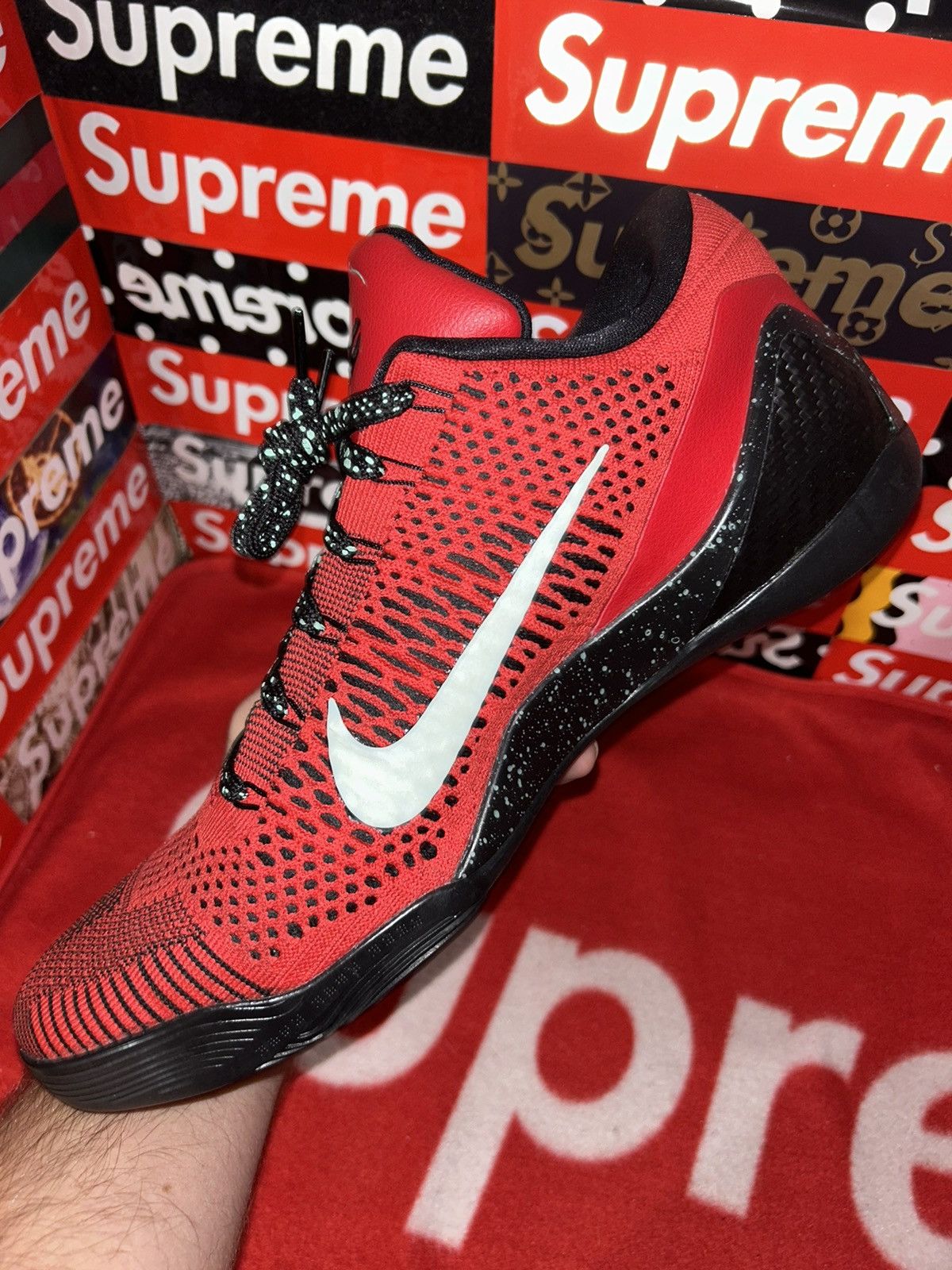 Nike Nike Kobe 9 Elite Low University Red 639045-600 size 12 VNDS Size US 12 / EU 45 - 10 Thumbnail