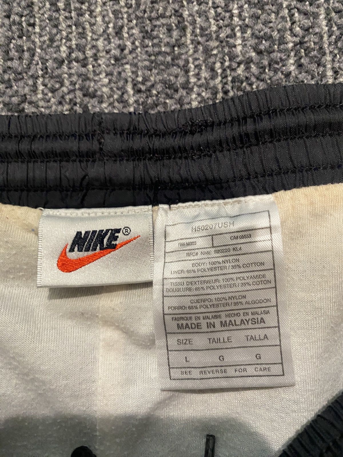 Nike × Vintage Nike Vintage Track Pants Nylon Y2K Drill Streetwear Swoosh Size US 36 / EU 52 - 3 Thumbnail