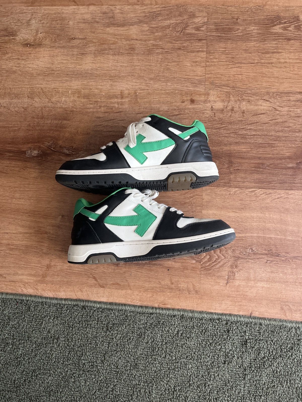 Off-White Off white “out of office” black green Size US 11.5 / EU 44-45 - 1 Thumbnail