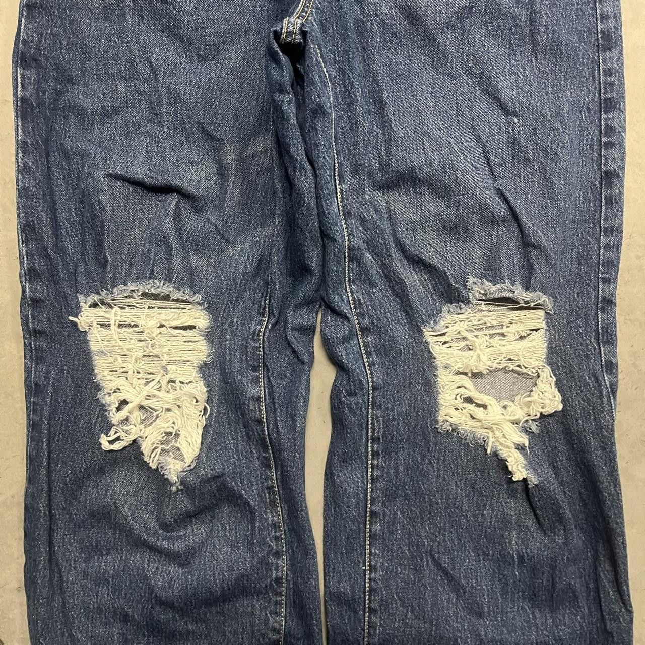 Vintage Vintage Y2K/2000s Baggy High rise Distressed Ripped Denim jeans! Size US 26 / EU 42 - 3 Thumbnail