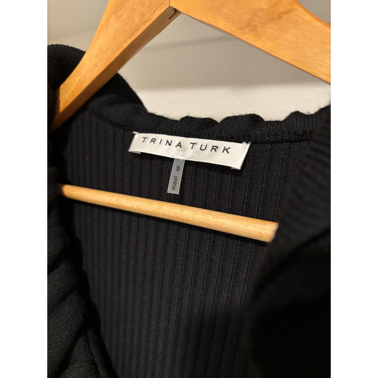Trina Turk NWOT $328 Trina Turk Quill Ruffle Sweater Dress Black S Size S / US 4 / IT 40 - 5 Thumbnail
