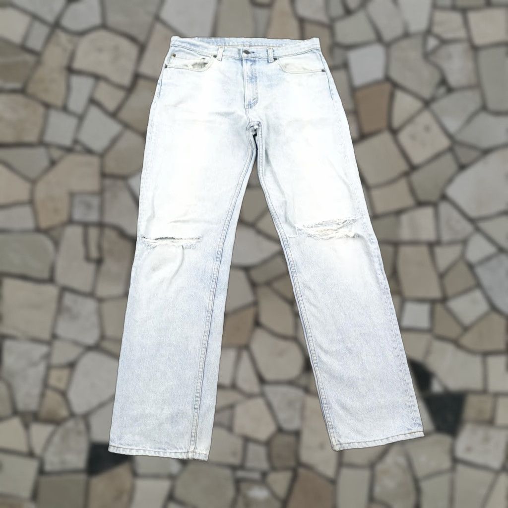 Levi's VINTAGE Levi's Jeans Mens 36x34 Blue Denim 505 Light Distressed 80s Straight USA Size US 36 / EU 52 - 1 Thumbnail