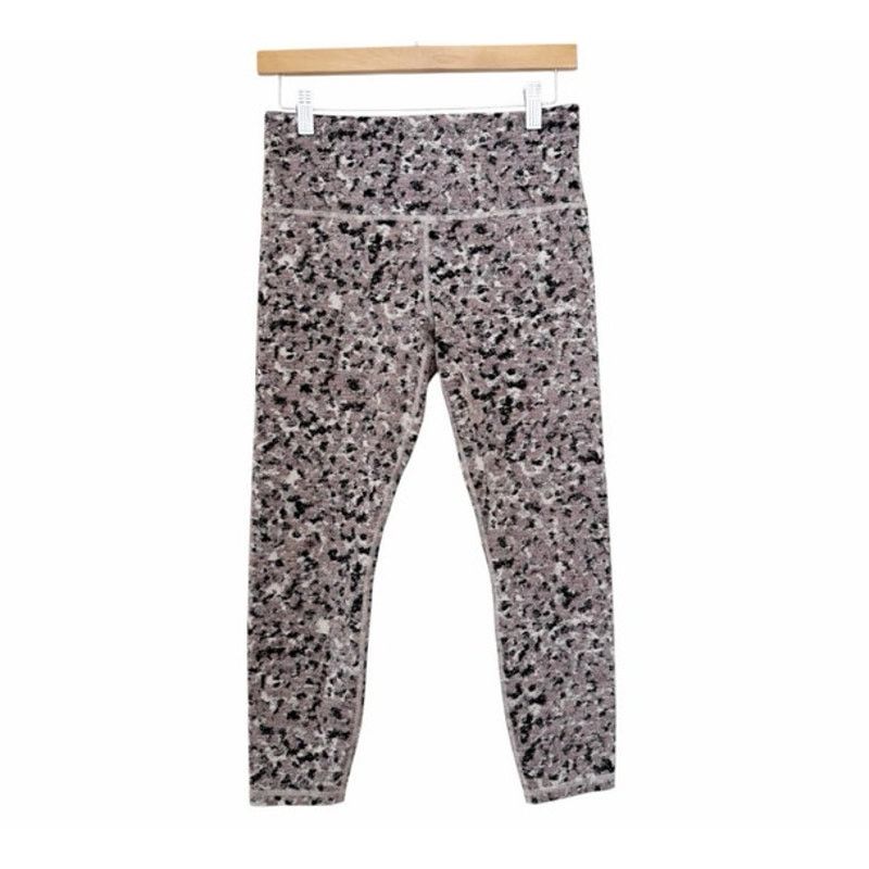 Athleta Athleta Elation Textured 7/8 Textured Tight Sz M Size 30" / US 8 / IT 44 - 1 Thumbnail