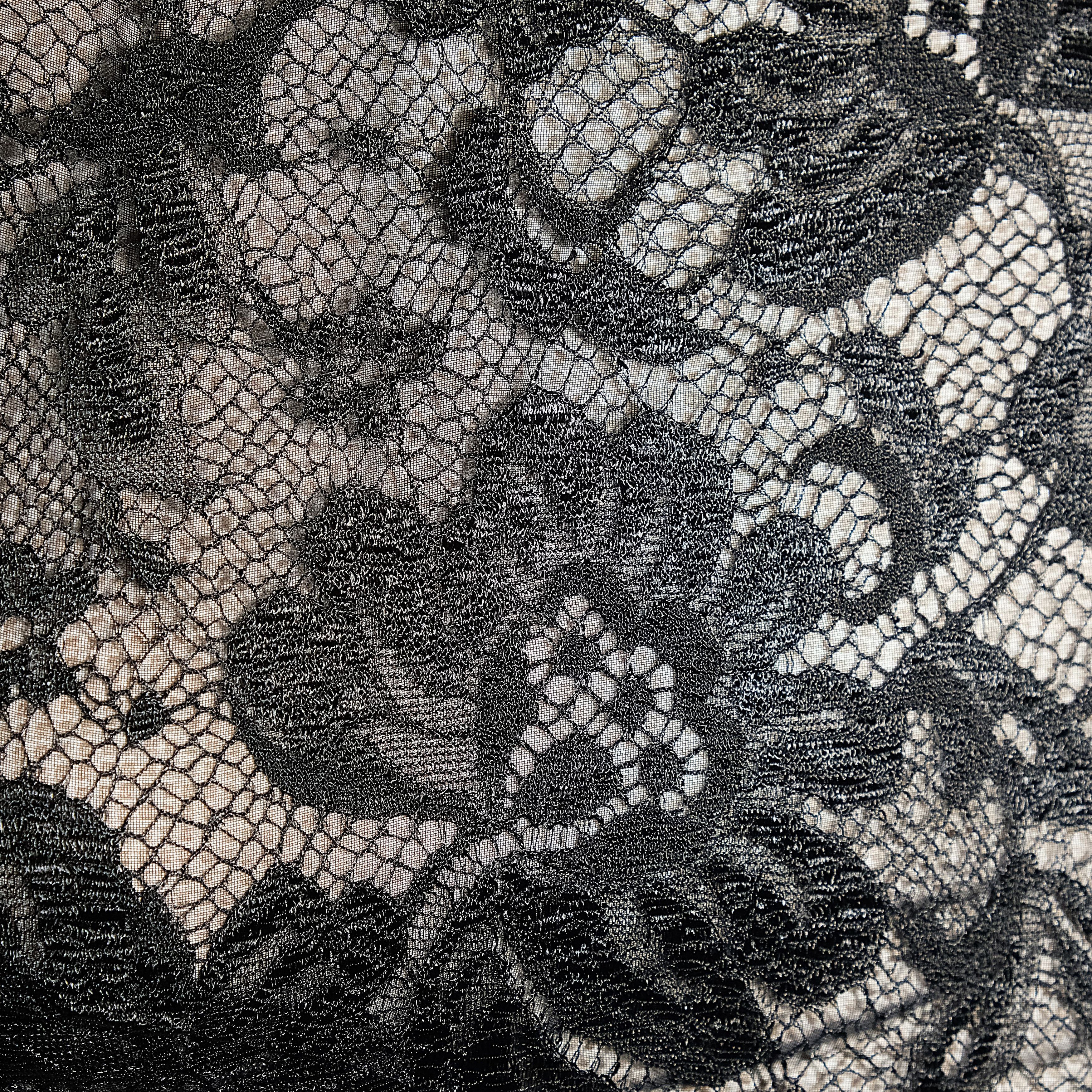 Versus Versace Sheer See Through Lace Backless Bodycon Dress Size S / US 4 / IT 40 - 4 Thumbnail