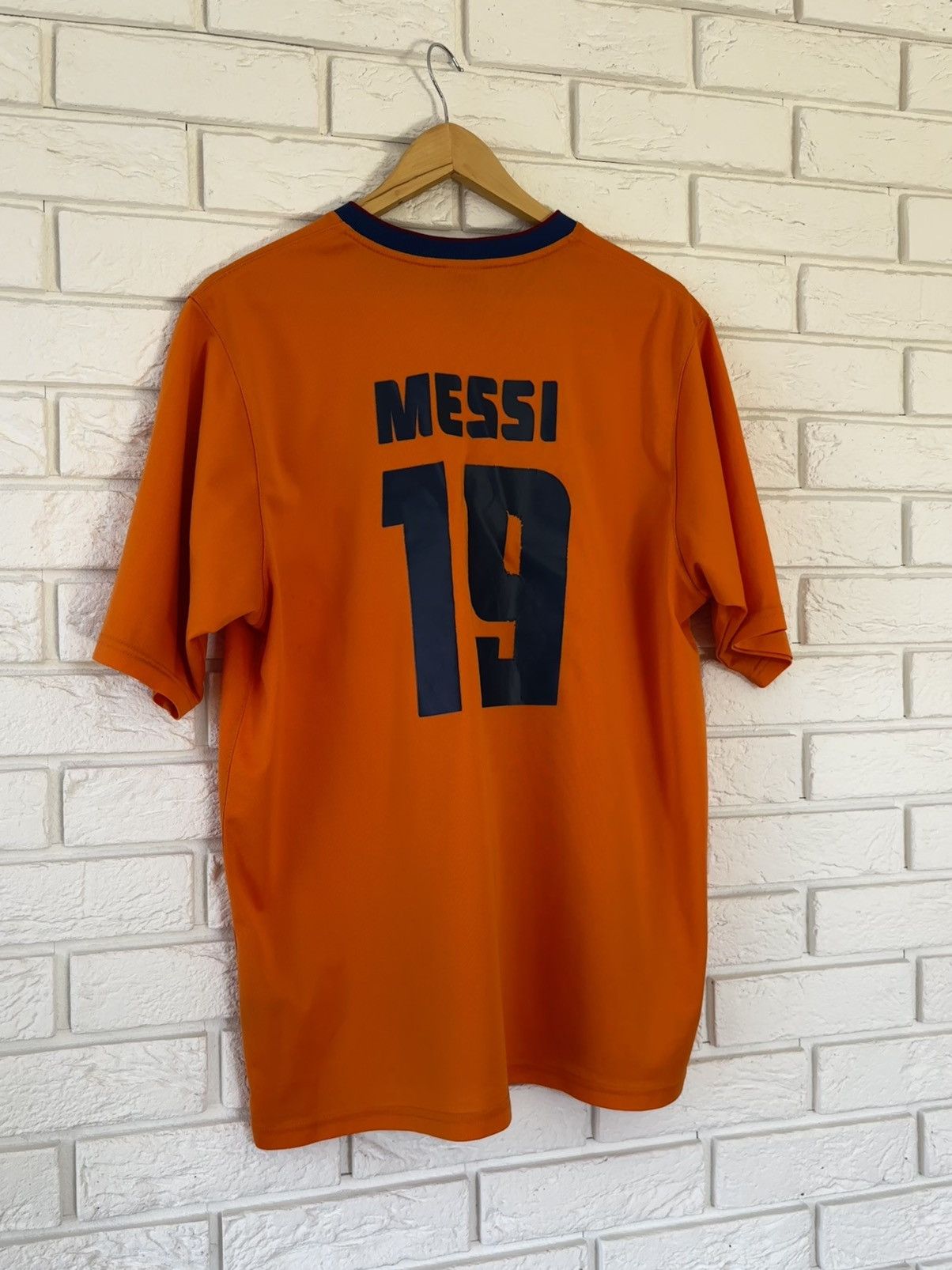 Nike Lionel Messi #19 FC Barcelona 2007/08 Nike Away Jersey Size US XXL / EU 58 / 5 - 1 Thumbnail