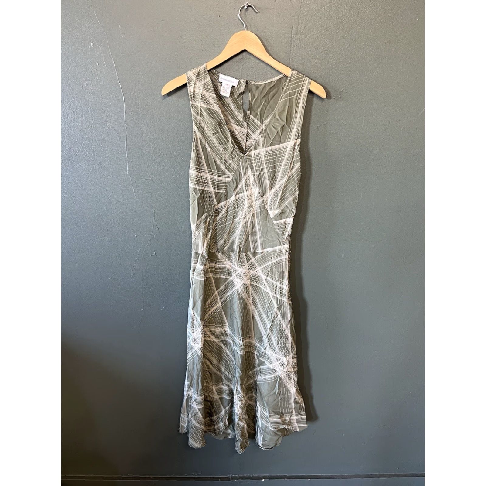 Calvin Klein Calvin Klein Womens Green Abstract Silk Sleeveless Maxi Dress 16 Maxi Dress Silk Green Womens 16 Calvin Klein Size XXL / US 16-18 / IT 52-54 - 2 Thumbnail