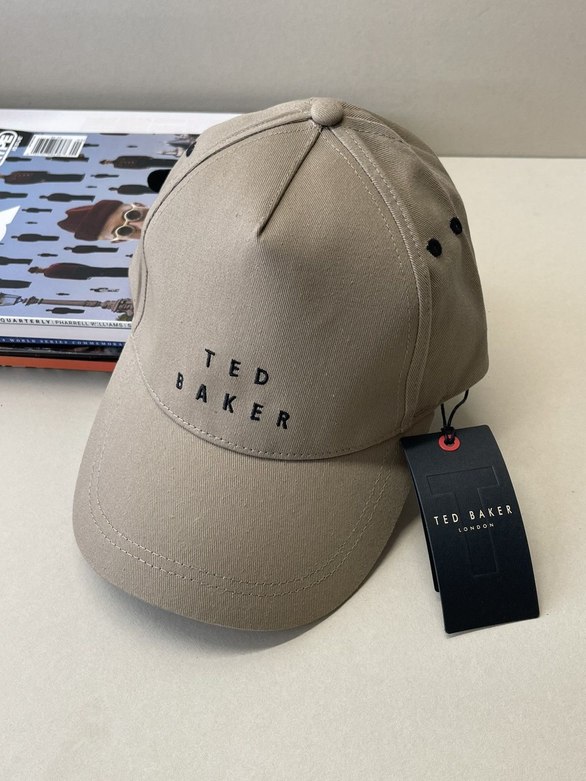 Ted Baker (new+tag) Ted Baker London khaki men hat cap leather strap Size ONE SIZE - 1 Thumbnail