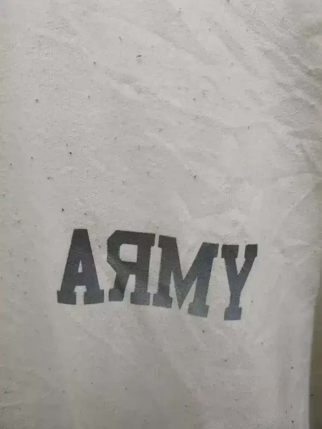 Gildan Vintage Gildan Army Sweatshirt Size US L / EU 52-54 / 3 - 3 Thumbnail