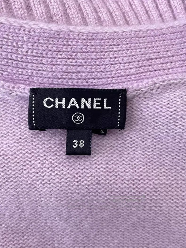Chanel Chanel Pink V-neck cashmere dress Size XS / US 0-2 / IT 36-38 - 4 Thumbnail
