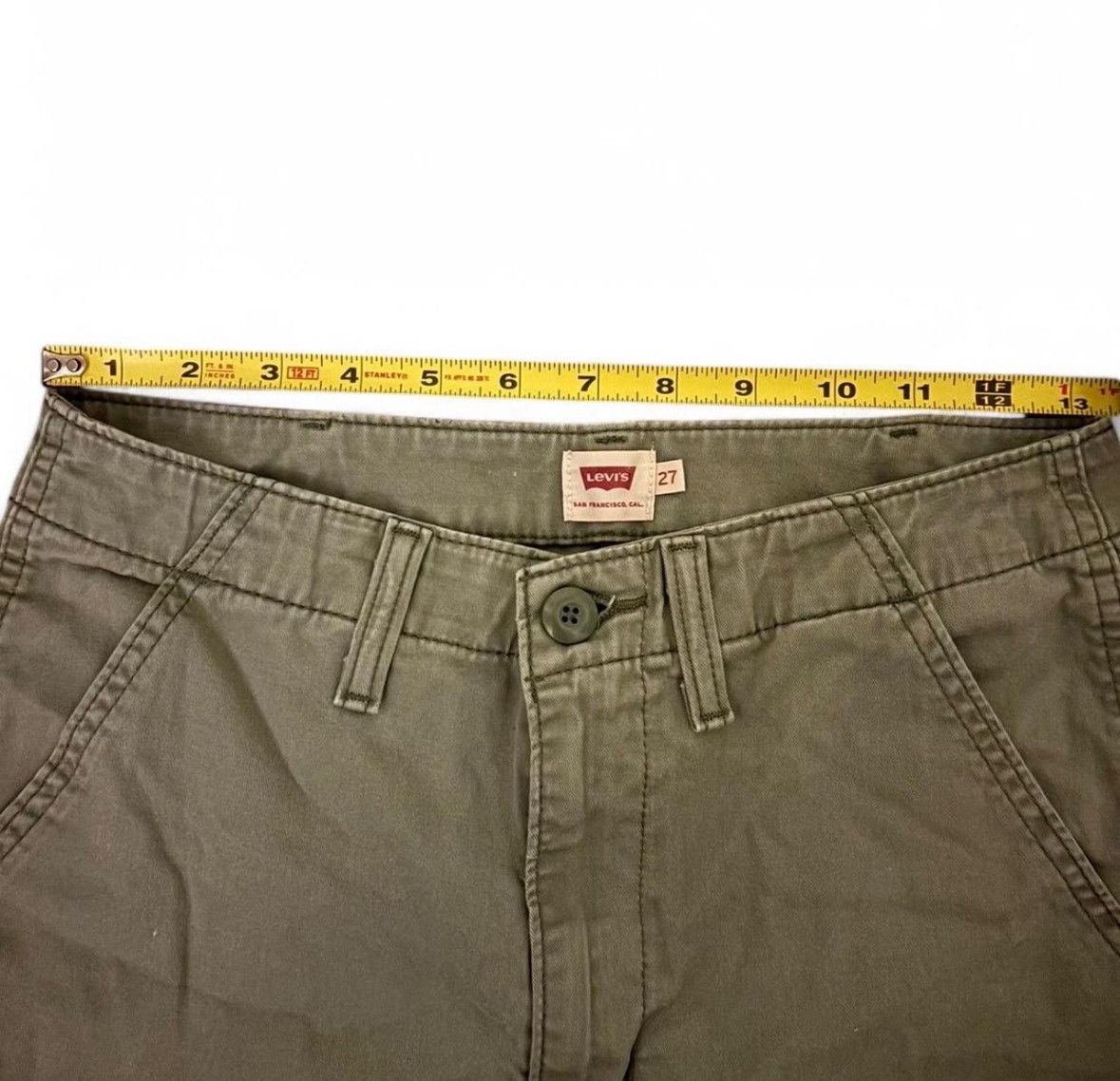 Levi's Levi’s High Waisted Cargo Pants Size 27" / US 4 / IT 40 - 5 Thumbnail