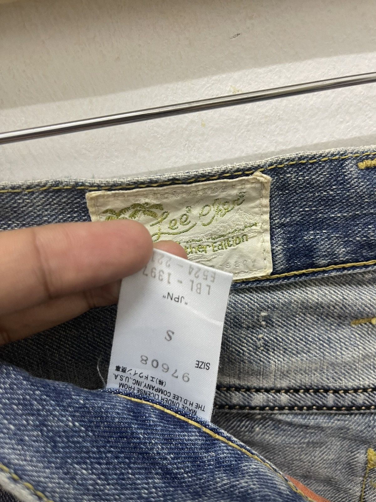 Lee Rare Vintage LEE COWBOY Made in Japan Distressed Thrashed Size US 28 / EU 44 - 11 Thumbnail