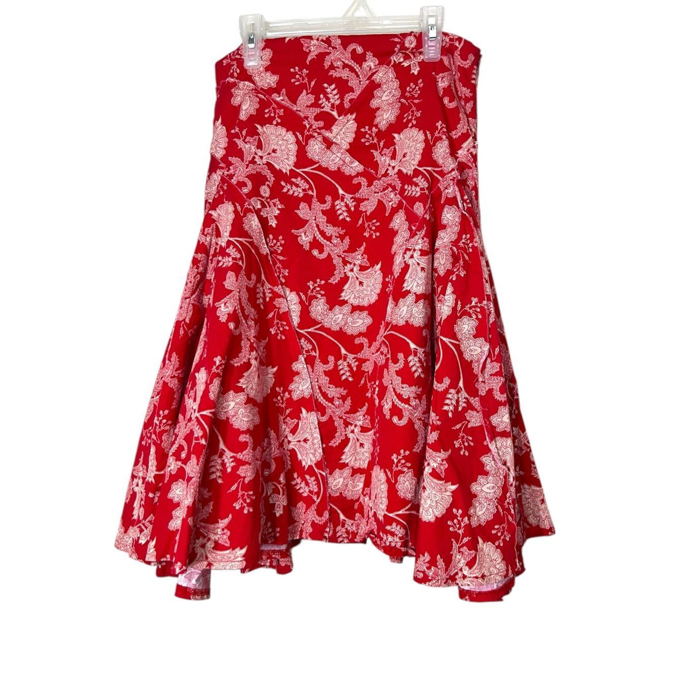 Forever 21 Forever 21 Y2K Red Floral Print Knee Length Skirt Size Small Size 29" - 1 Thumbnail