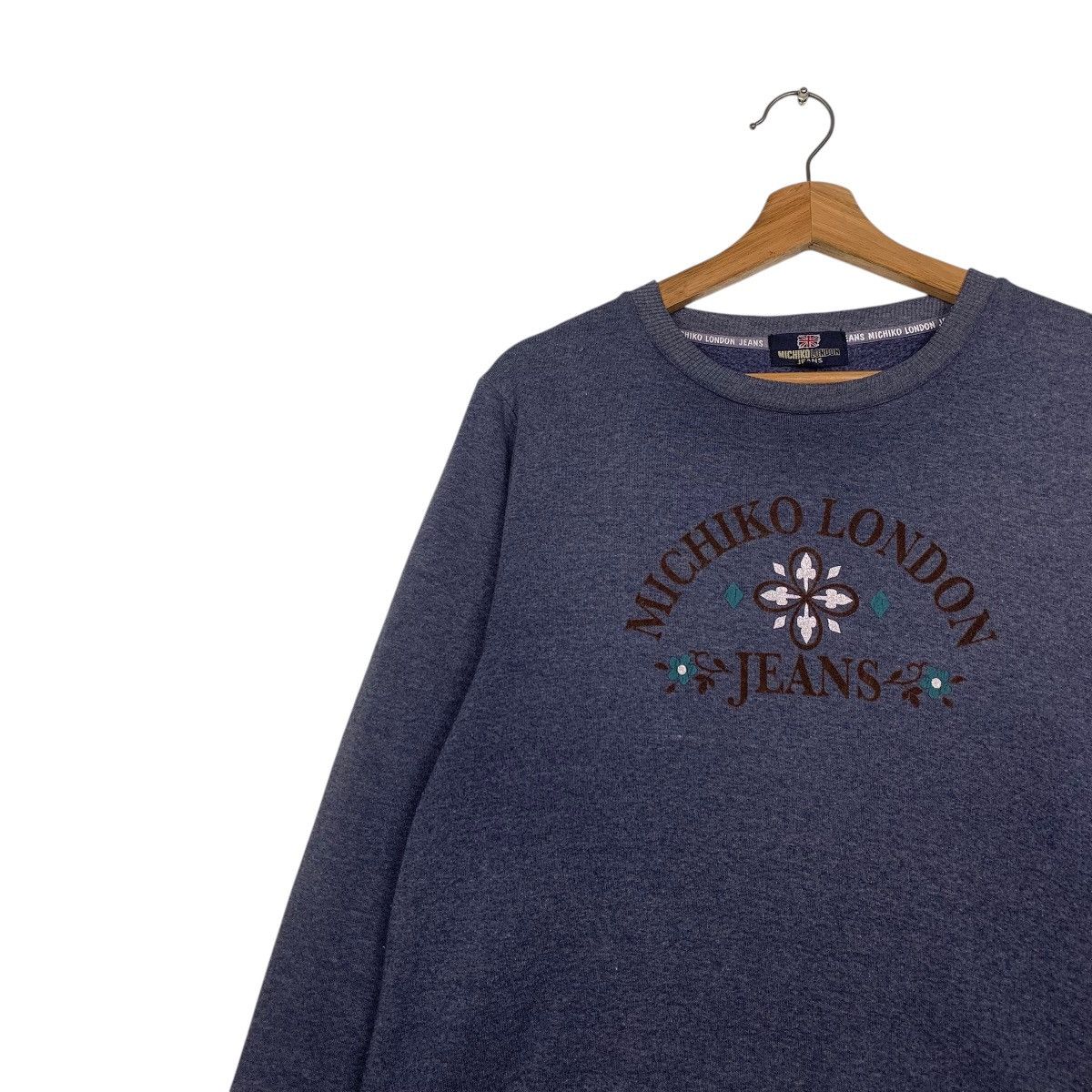 Michiko Koshino London Michiko London Jeans Big Logo Sweater Size L / US 10 / IT 46 - 6 Thumbnail