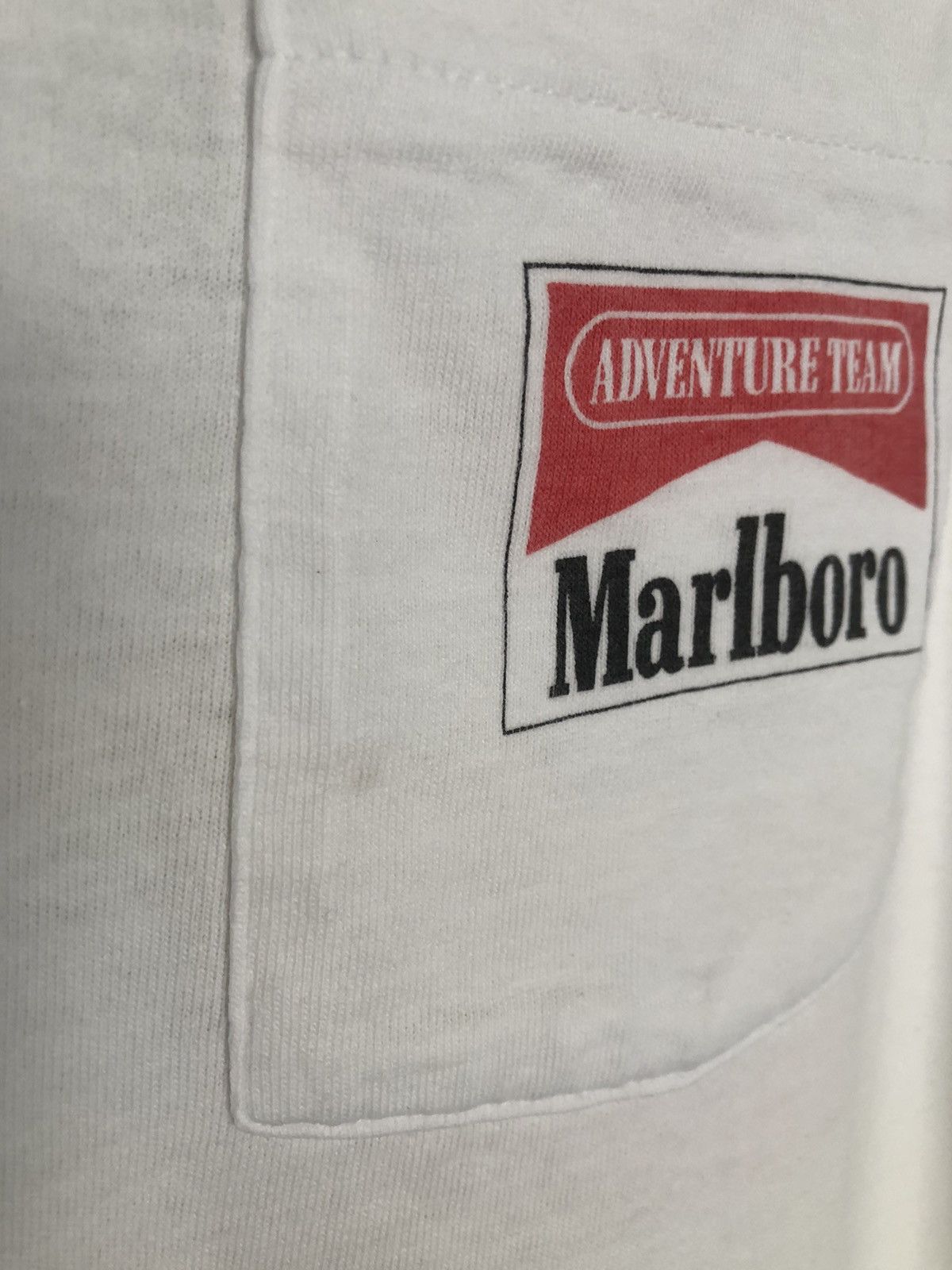 Marlboro Vintage 90s Marlboro Adventure Team Pocket Tee Size US L / EU 52-54 / 3 - 3 Thumbnail