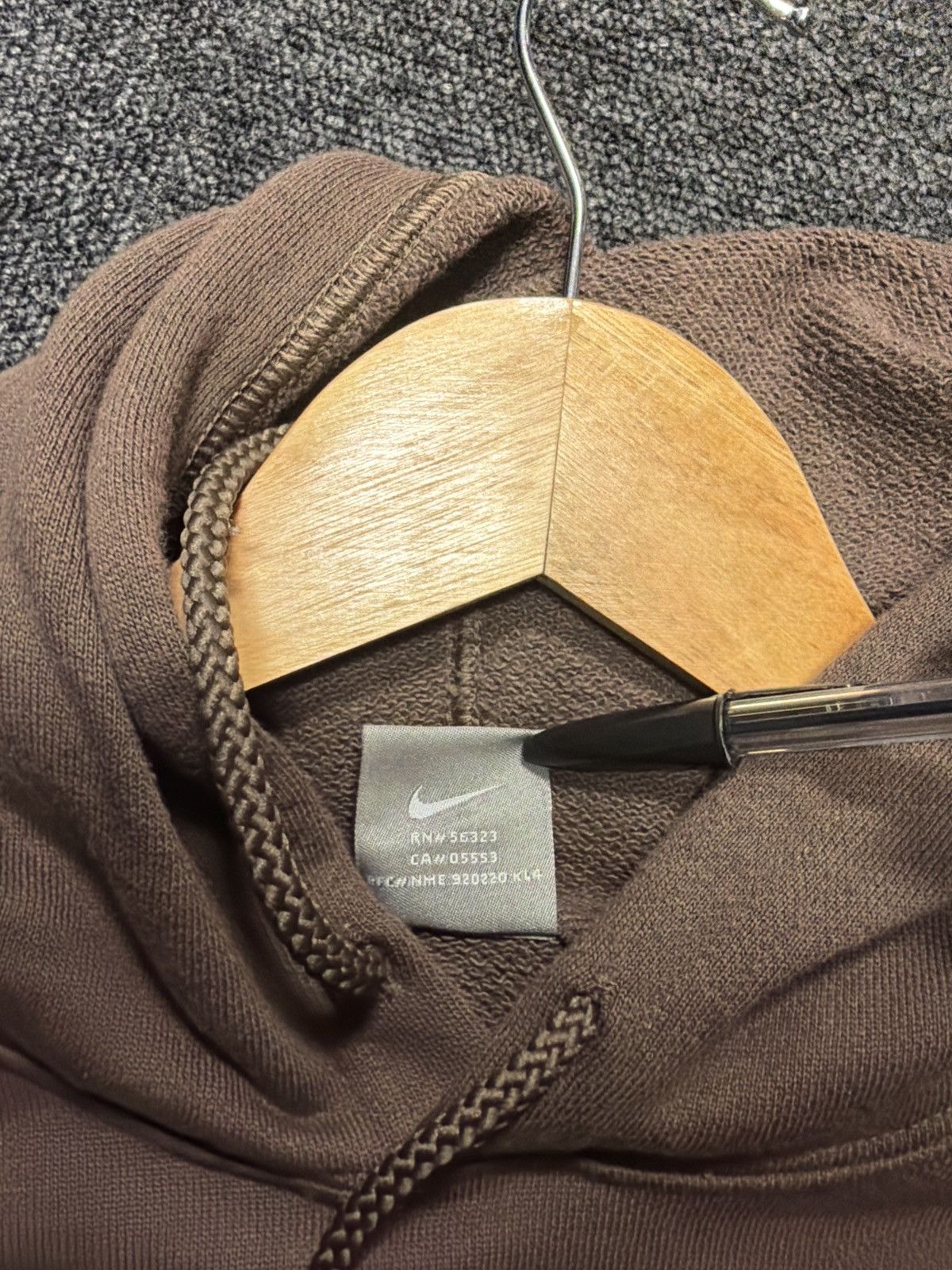 Nike Vintage Nike Air Max 96 Cloud logo Pullover Hoodie - Large Size US L / EU 52-54 / 3 - 5 Thumbnail