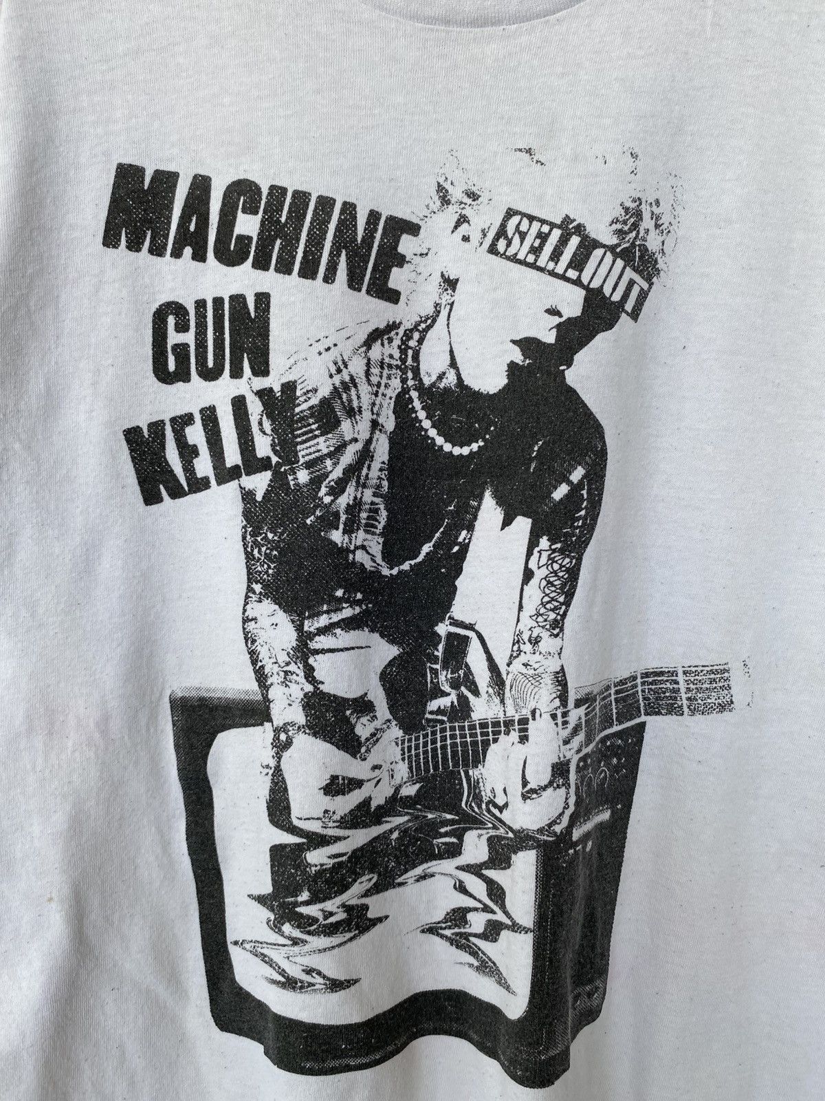Rap Tees Machine Gun Kelly MGK Singer Rapper Band Tees Size US L / EU 52-54 / 3 - 2 Thumbnail