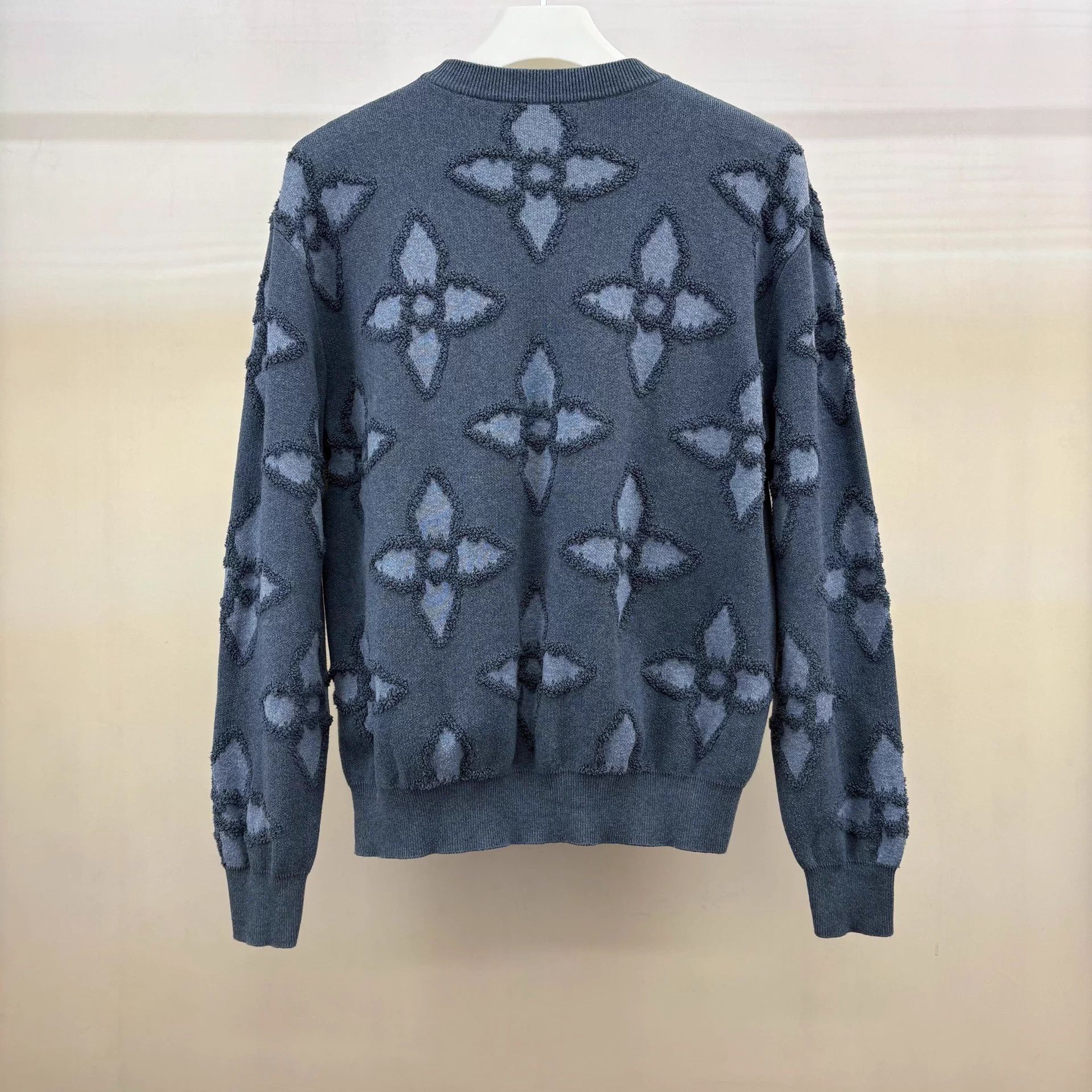 Louis Vuitton lv flocked logo sweater size S Size US S / EU 44-46 / 1 - 2 Thumbnail