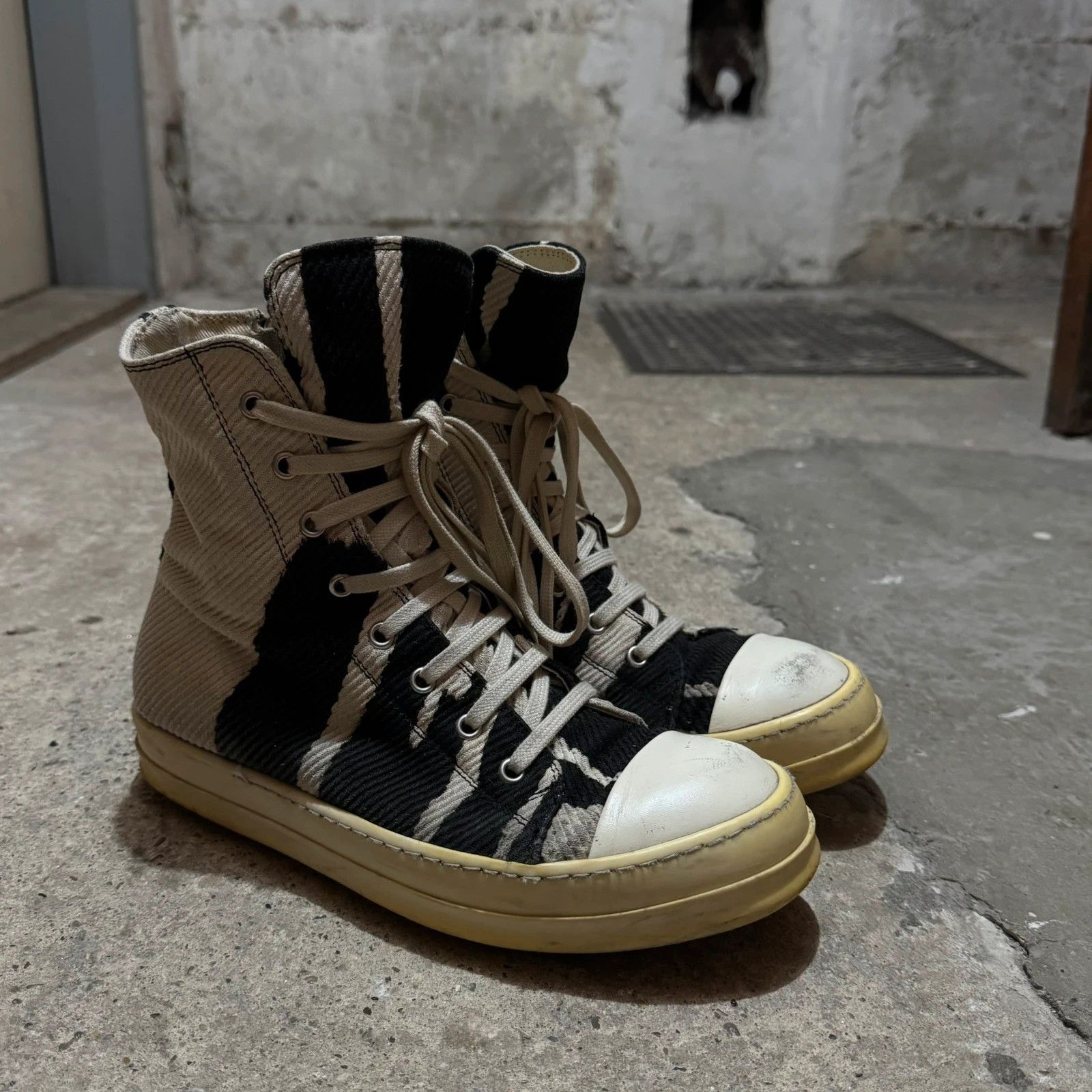Rick Owens F/W 2016 Rick owens drkshdw vomit bleach ramones Size US 9 / IT 39 - 1 Thumbnail