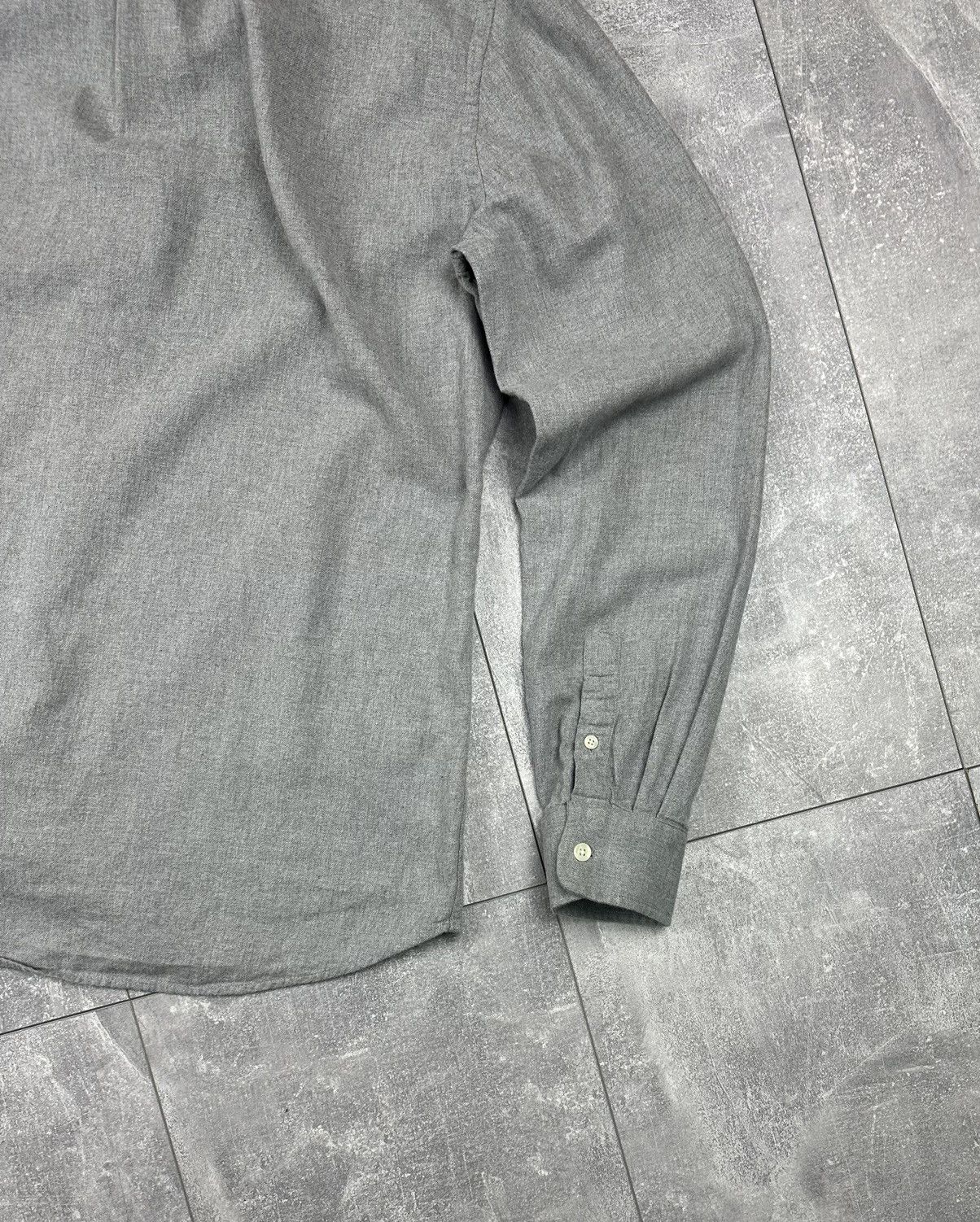 A Day's March A Days March Basic Silver Shirt Button Up Size US L / EU 52-54 / 3 - 14 Thumbnail