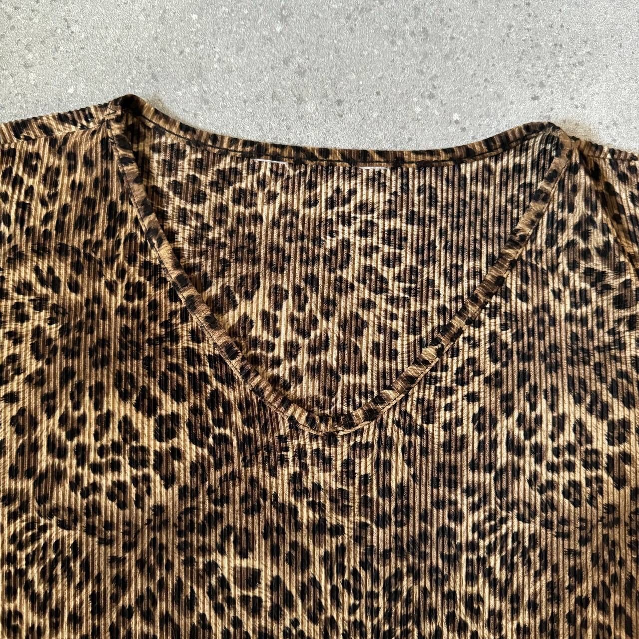 Hysteric Glamour × Japanese Brand Super Sexy Pleats Leopard T-Shirt (issey miyake style) Size US S / EU 44-46 / 1 - 6 Thumbnail
