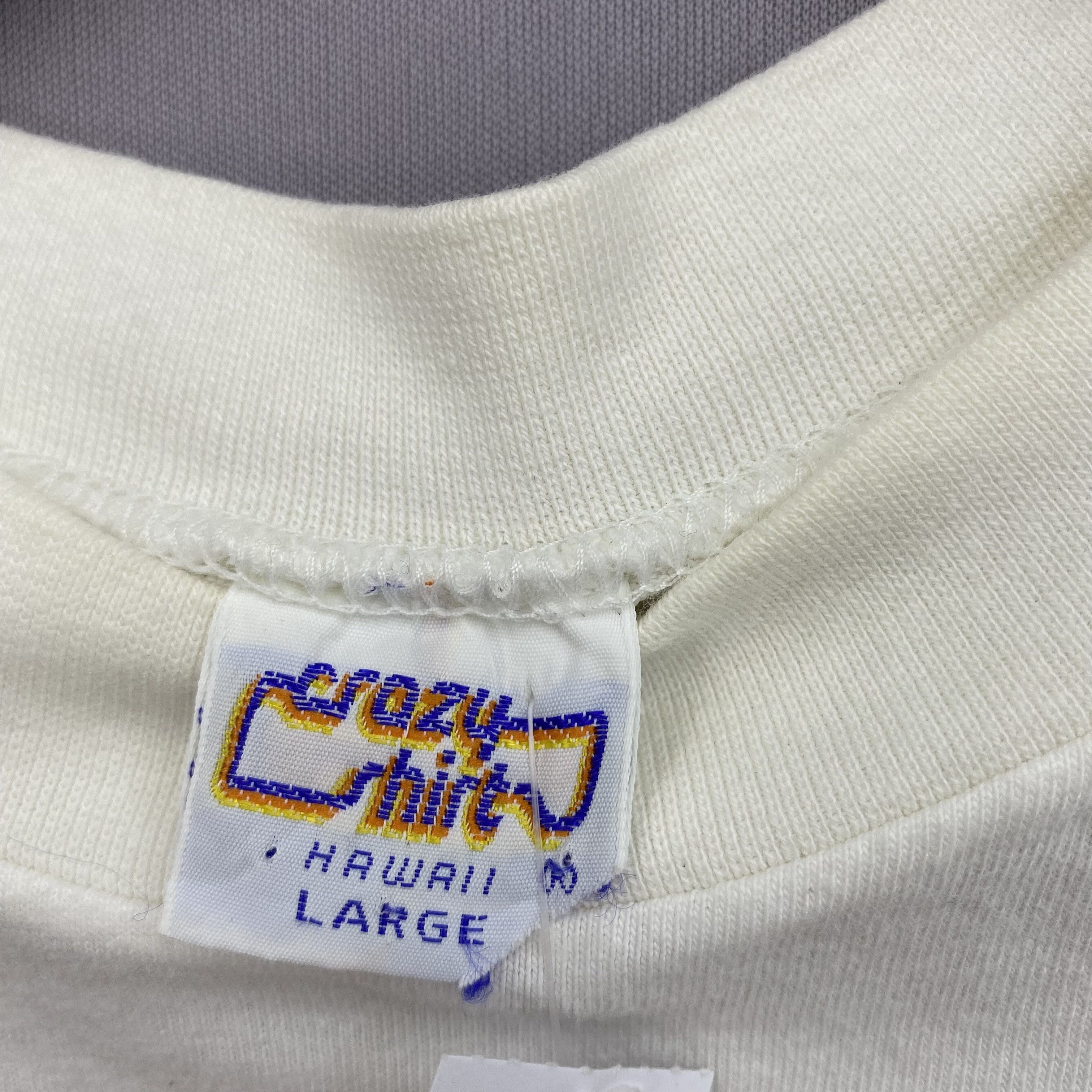 Vintage Vintage 80s Crazy Shirts Tshirts BKLiban Hawaii Football Tee Size US L / EU 52-54 / 3 - 7 Thumbnail