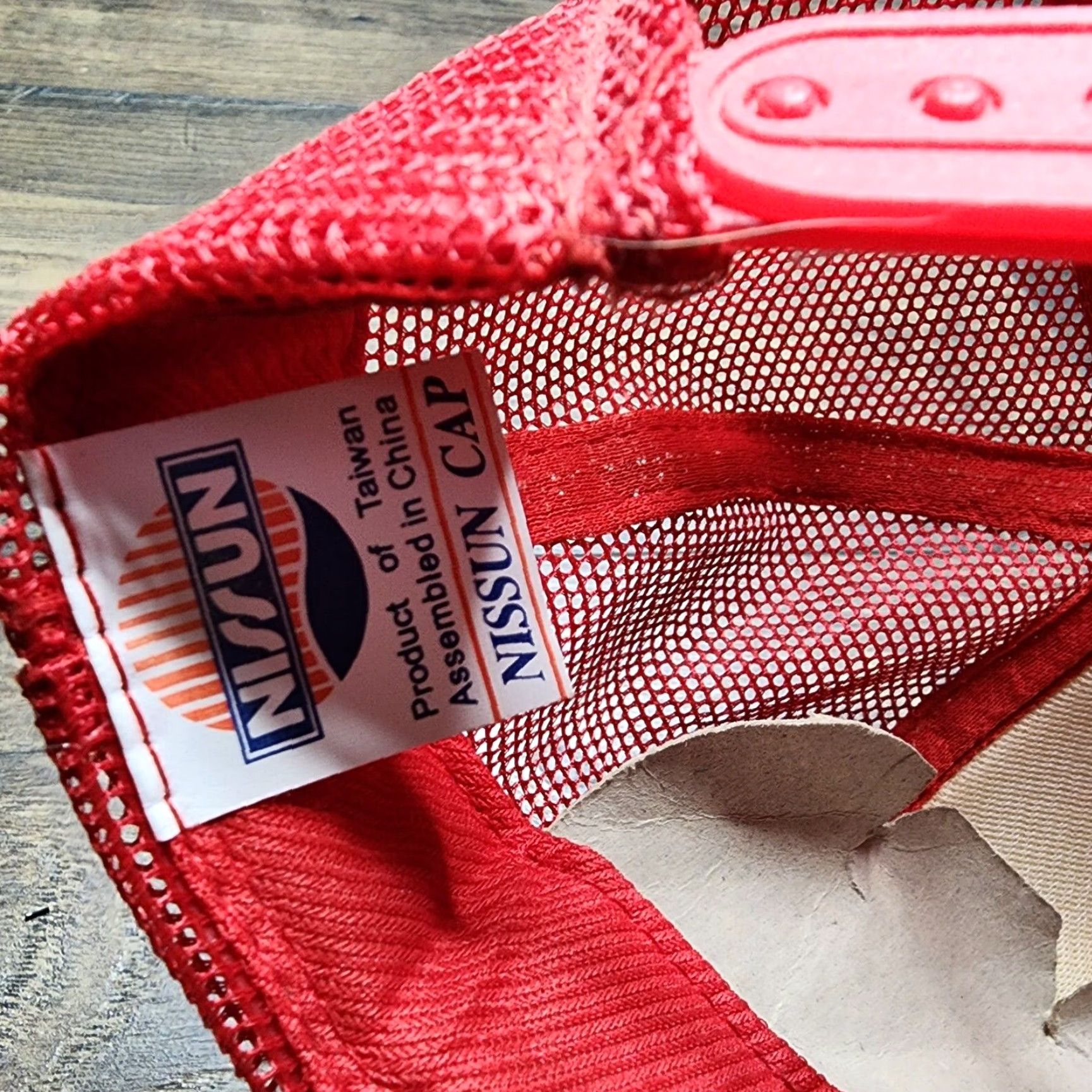 Vintage VINTAGE Not Only Am I Perfect Im Italian Too Snapback Trucker Hat Dad Cap Hat Men Adjustable Red | 90s? Size ONE SIZE - 3 Thumbnail